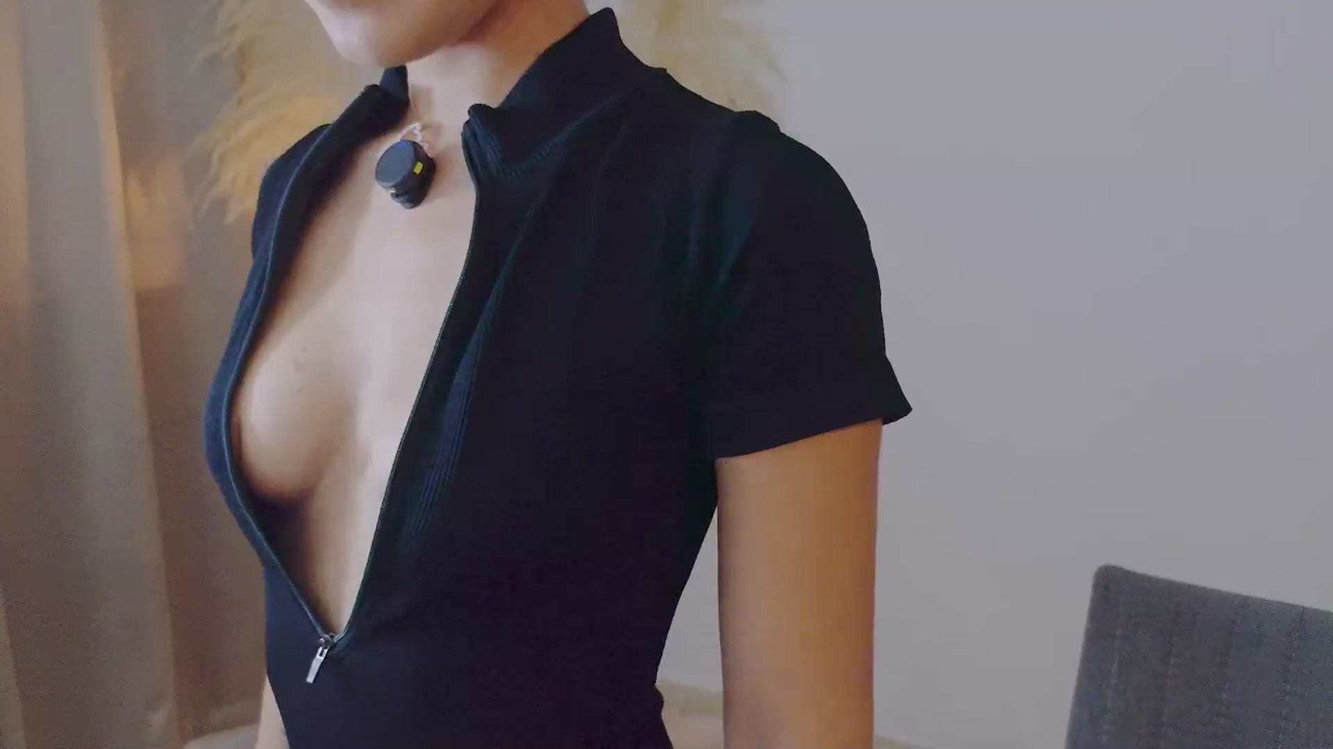 Gallery image thumbnail from Arielle_1's myfreecams stream on, 10/18/2025, 15:37 image 12 of 20