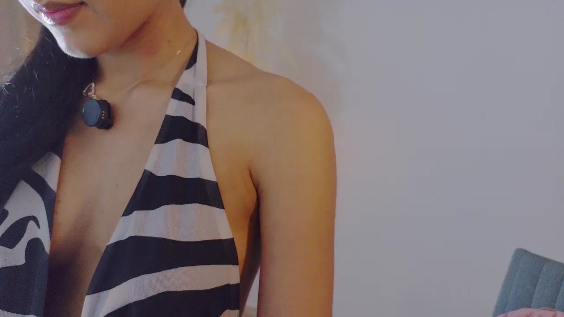 Gallery image thumbnail from Arielle_1's myfreecams stream on, 10/21/2025, 15:08 image 12 of 20