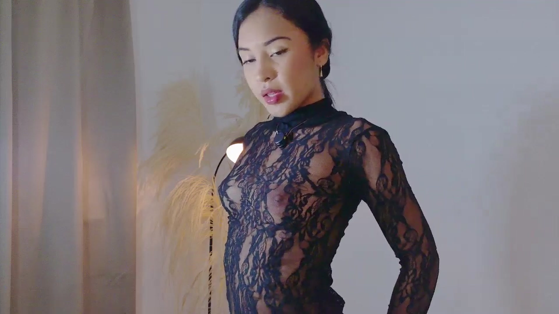 Gallery image thumbnail from Arielle_1's myfreecams stream on, 10/22/2025, 13:29 image 5 of 20
