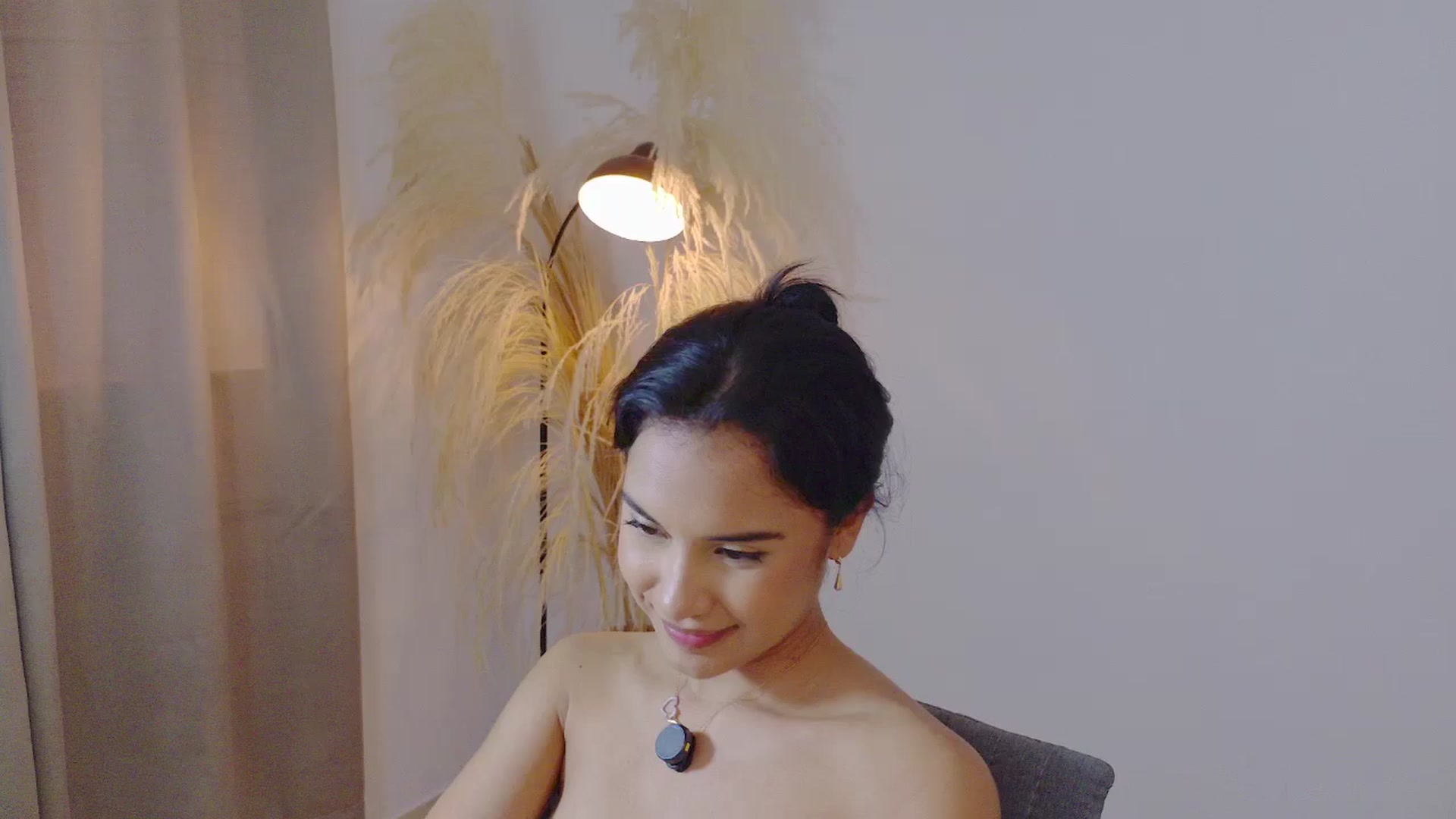 Gallery image thumbnail from Arielle_1's myfreecams stream on, 10/22/2025, 16:25 image 20 of 20