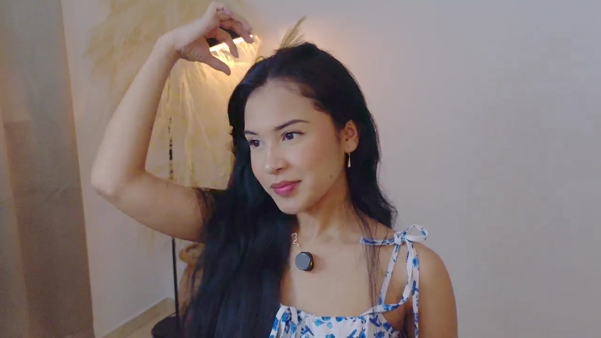 Gallery image thumbnail from Arielle_1's myfreecams stream on, 10/27/2025, 14:24 image 3 of 20