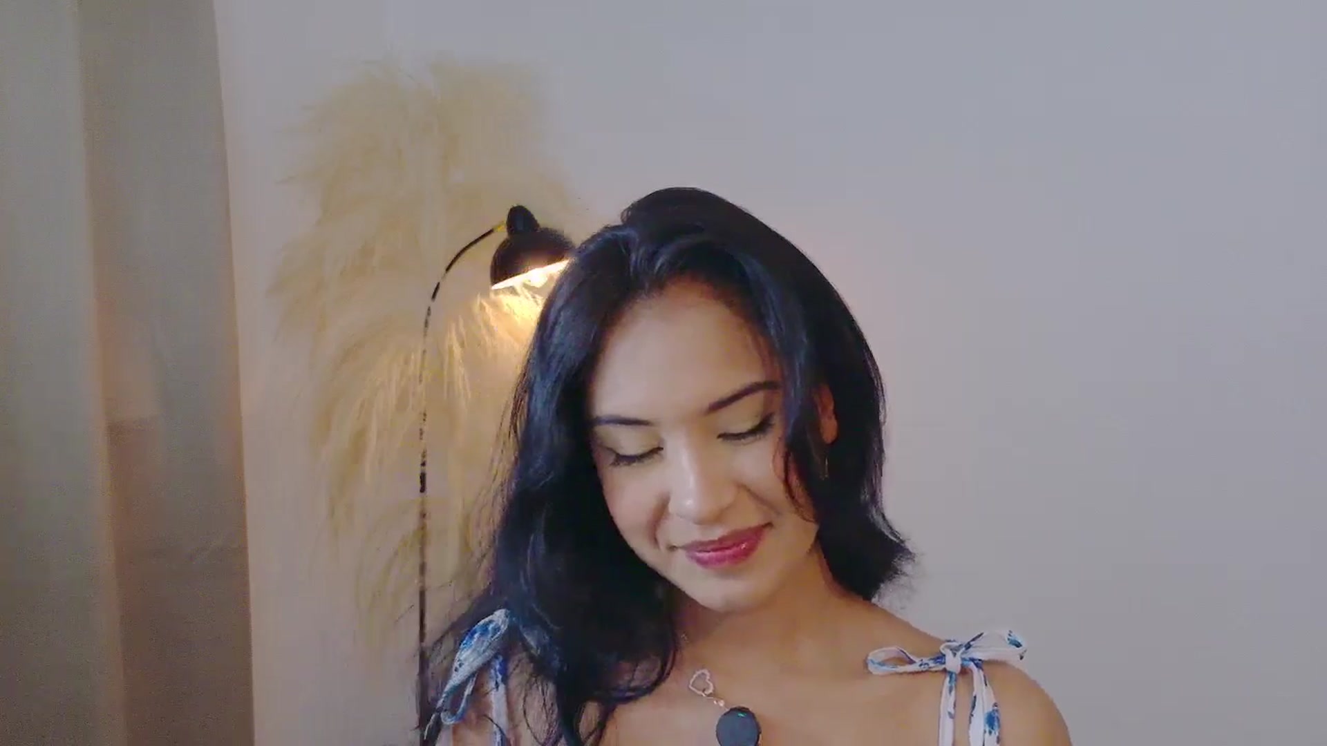 Gallery image thumbnail from Arielle_1's myfreecams stream on, 10/27/2025, 14:24 image 6 of 20
