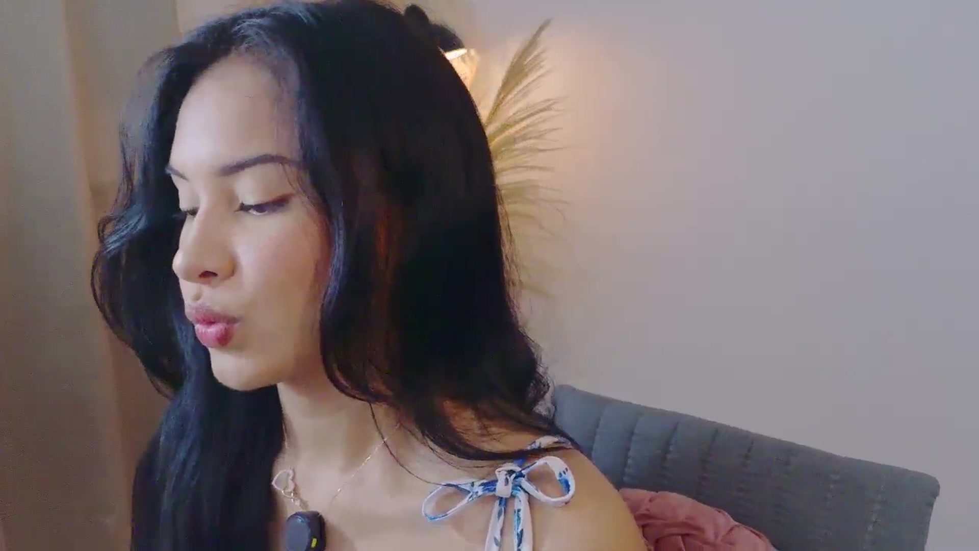 Gallery image thumbnail from Arielle_1's myfreecams stream on, 10/27/2025, 14:24 image 9 of 20
