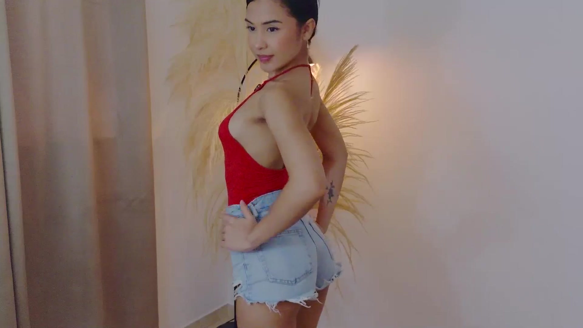 Gallery image thumbnail from Arielle_1's myfreecams stream on, 10/28/2025, 14:35 image 13 of 20