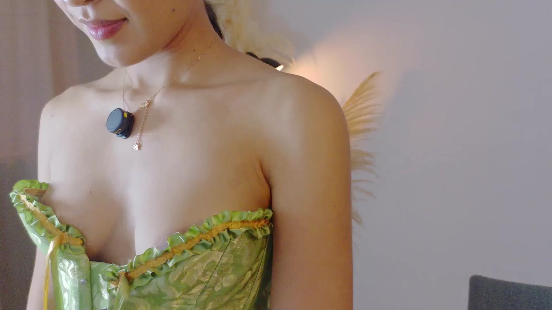 Gallery image thumbnail from Arielle_1's myfreecams stream on, 11/04/2025, 16:43 image 15 of 20