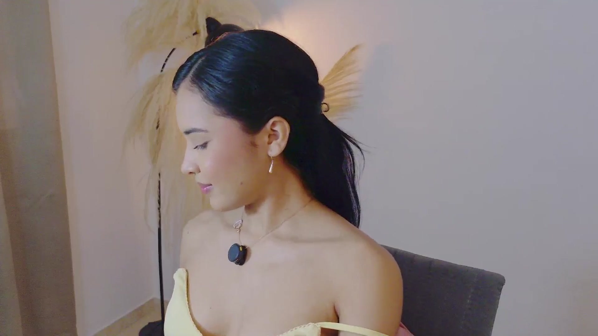 Gallery image thumbnail from Arielle_1's myfreecams stream on, 11/07/2025, 13:40 image 15 of 20