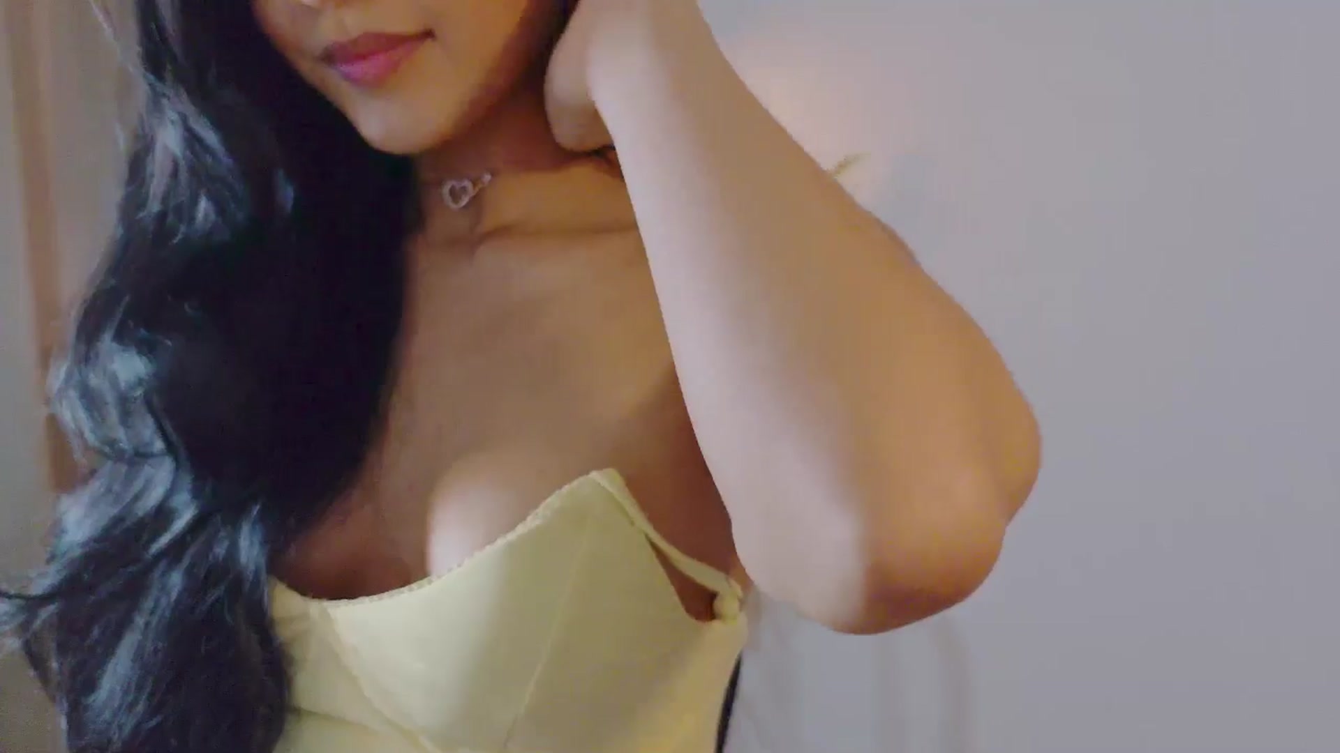 Gallery image thumbnail from Arielle_1's myfreecams stream on, 11/07/2025, 15:47 image 3 of 20