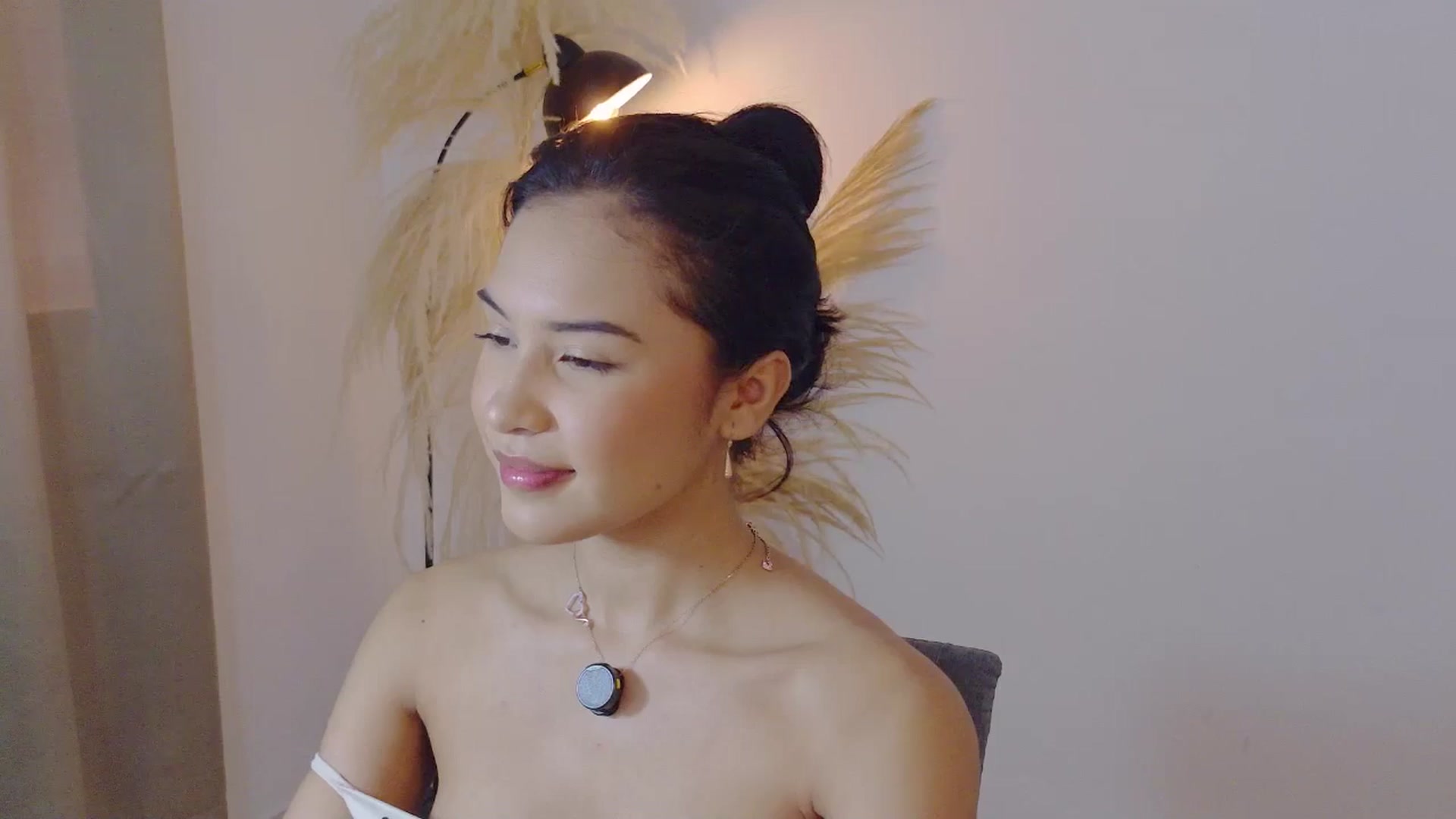 Gallery image thumbnail from Arielle_1's myfreecams stream on, 11/08/2025, 16:09 image 20 of 20