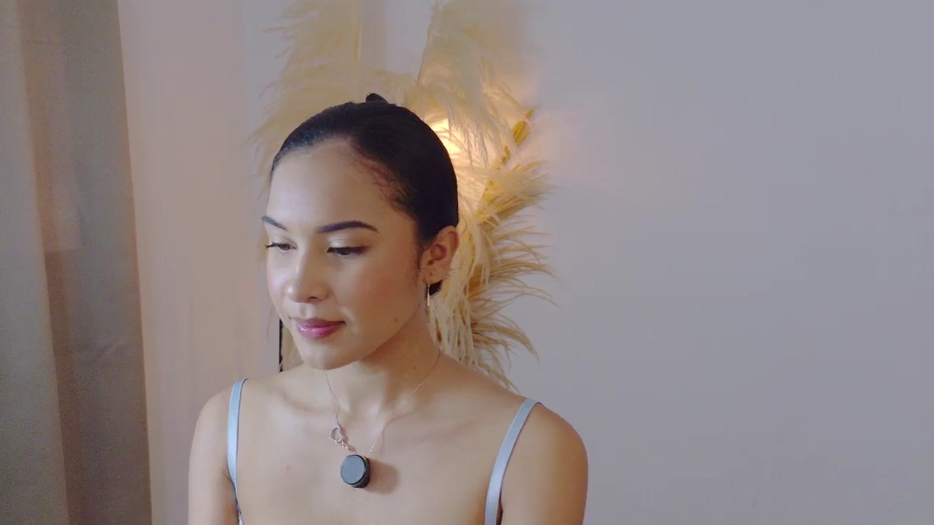 Gallery image thumbnail from Arielle_1's myfreecams stream on, 11/11/2025, 17:06 image 12 of 20