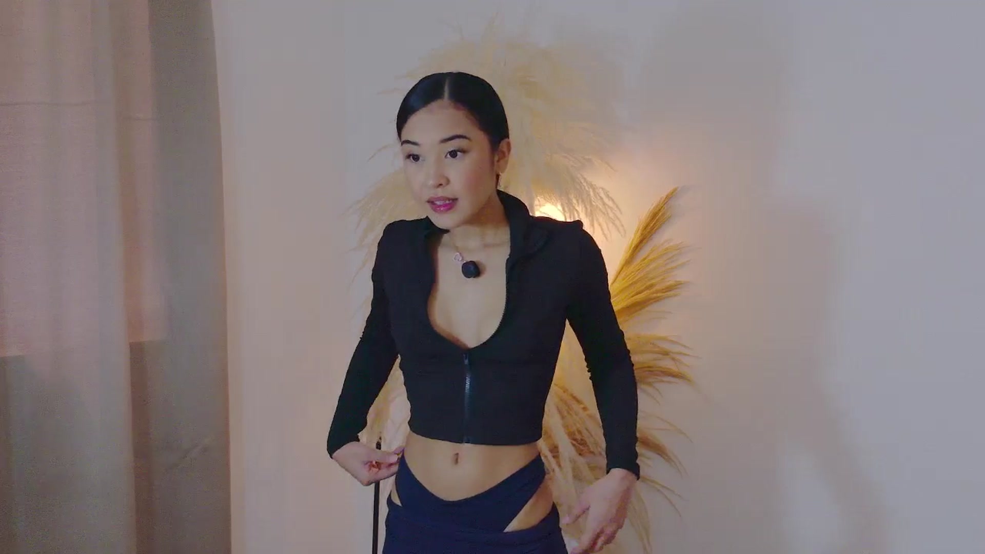 Gallery image thumbnail from Arielle_1's myfreecams stream on, 11/12/2025, 17:08 image 2 of 20
