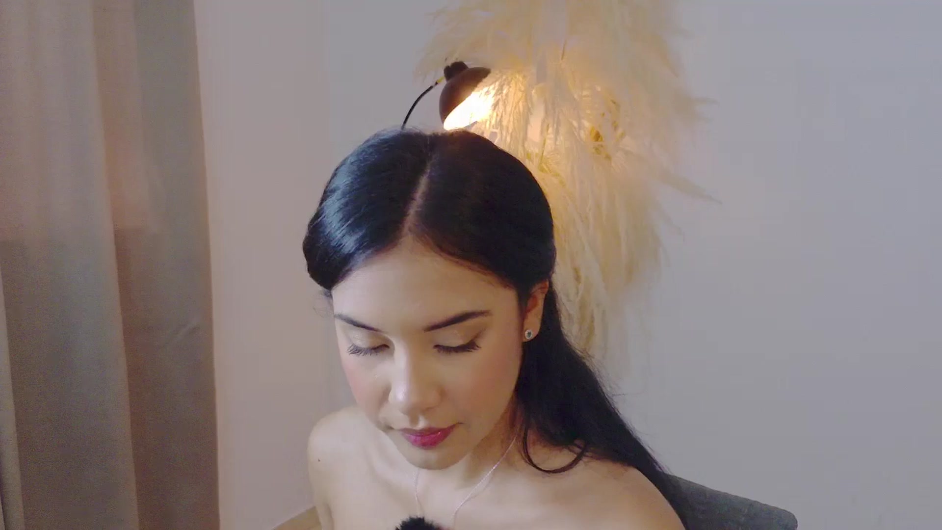 Gallery image thumbnail from Arielle_1's myfreecams stream on, 12/12/2025, 15:13 image 5 of 20
