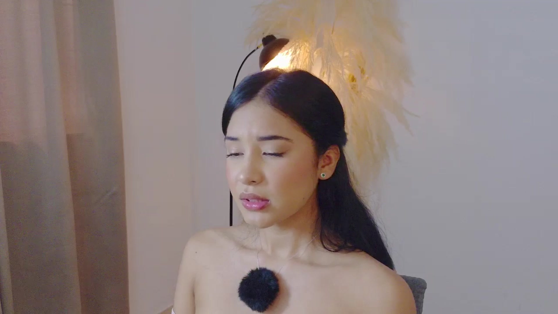 Gallery image thumbnail from Arielle_1's myfreecams stream on, 12/12/2025, 15:13 image 9 of 20