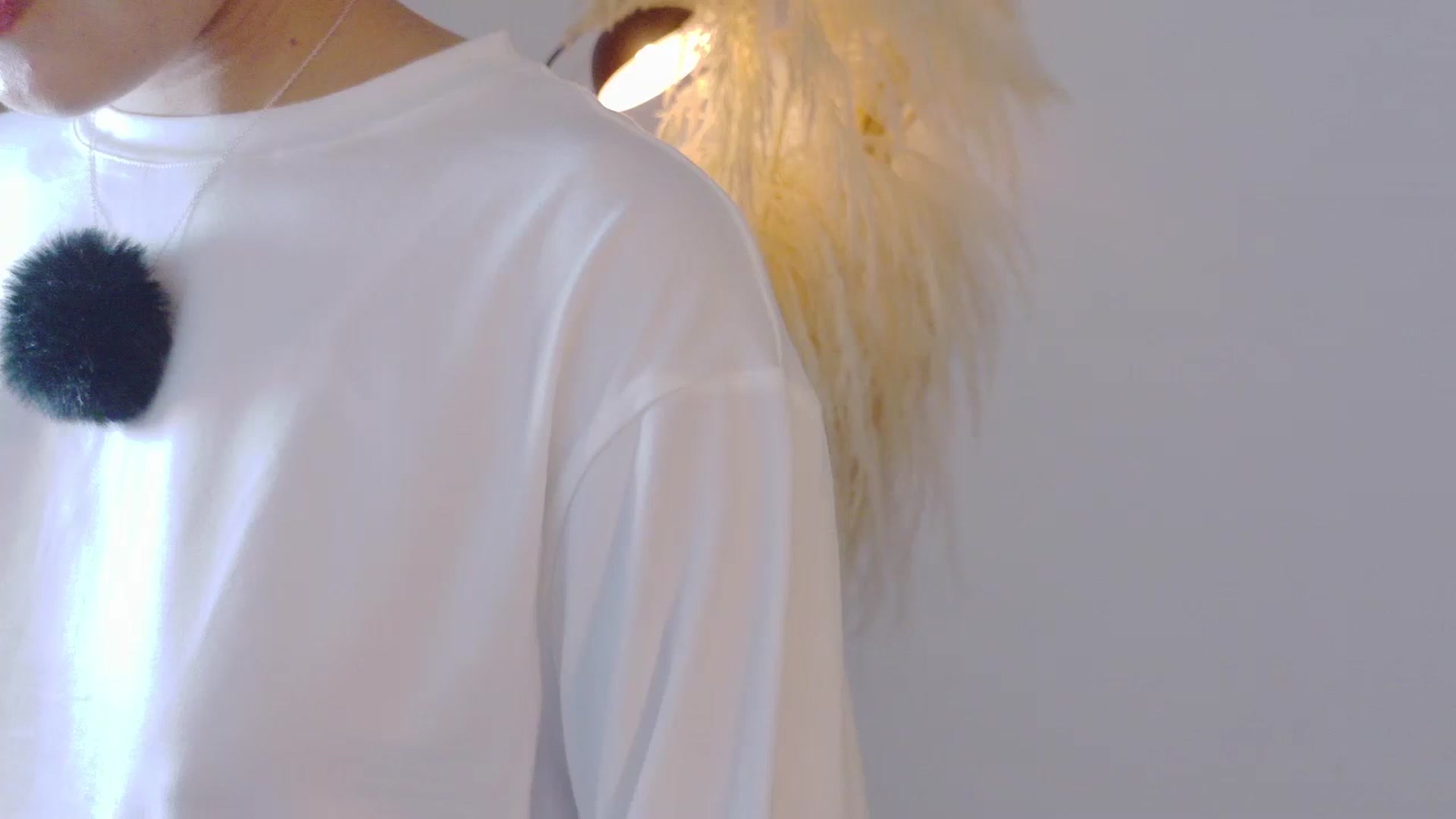 Gallery image thumbnail from Arielle_1's myfreecams stream on, 12/15/2025, 13:51 image 13 of 20