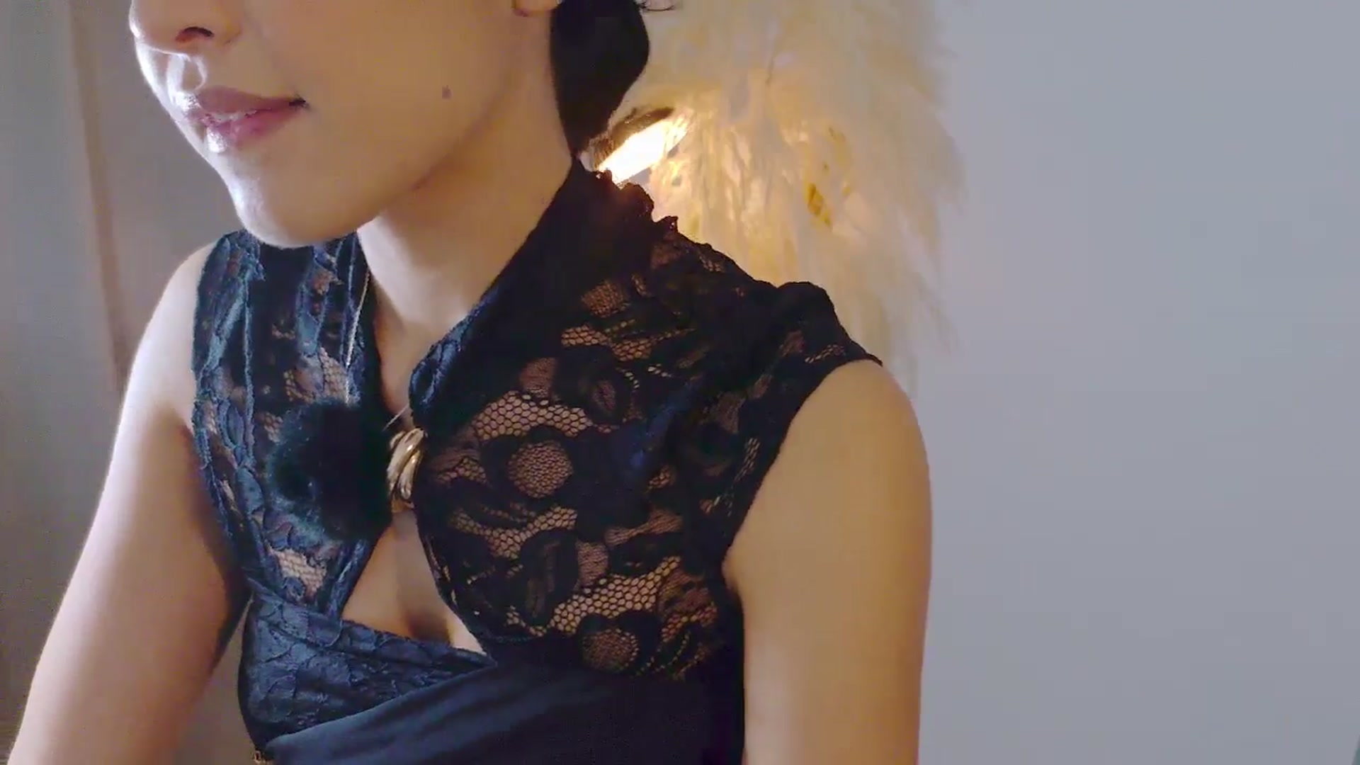 Gallery image thumbnail from Arielle_1's myfreecams stream on, 12/20/2025, 14:48 image 6 of 20