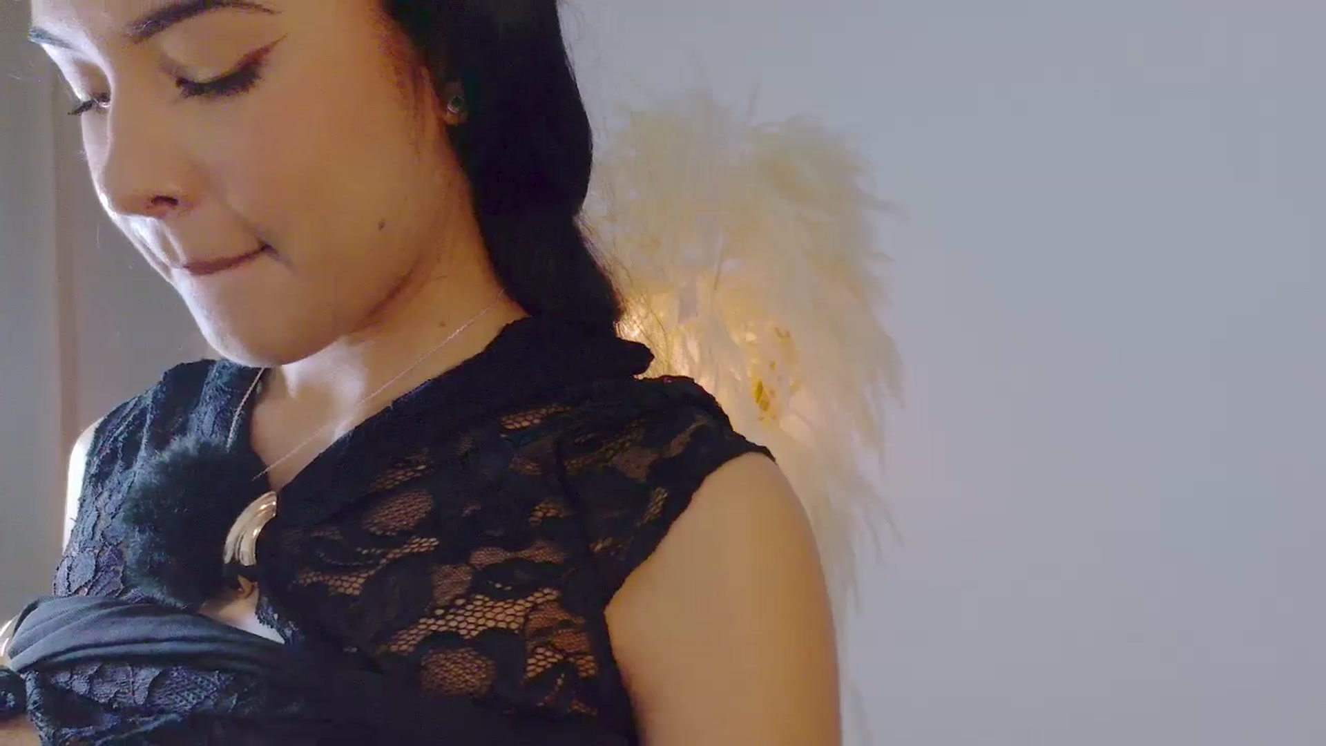 Gallery image thumbnail from Arielle_1's myfreecams stream on, 12/20/2025, 14:48 image 17 of 20