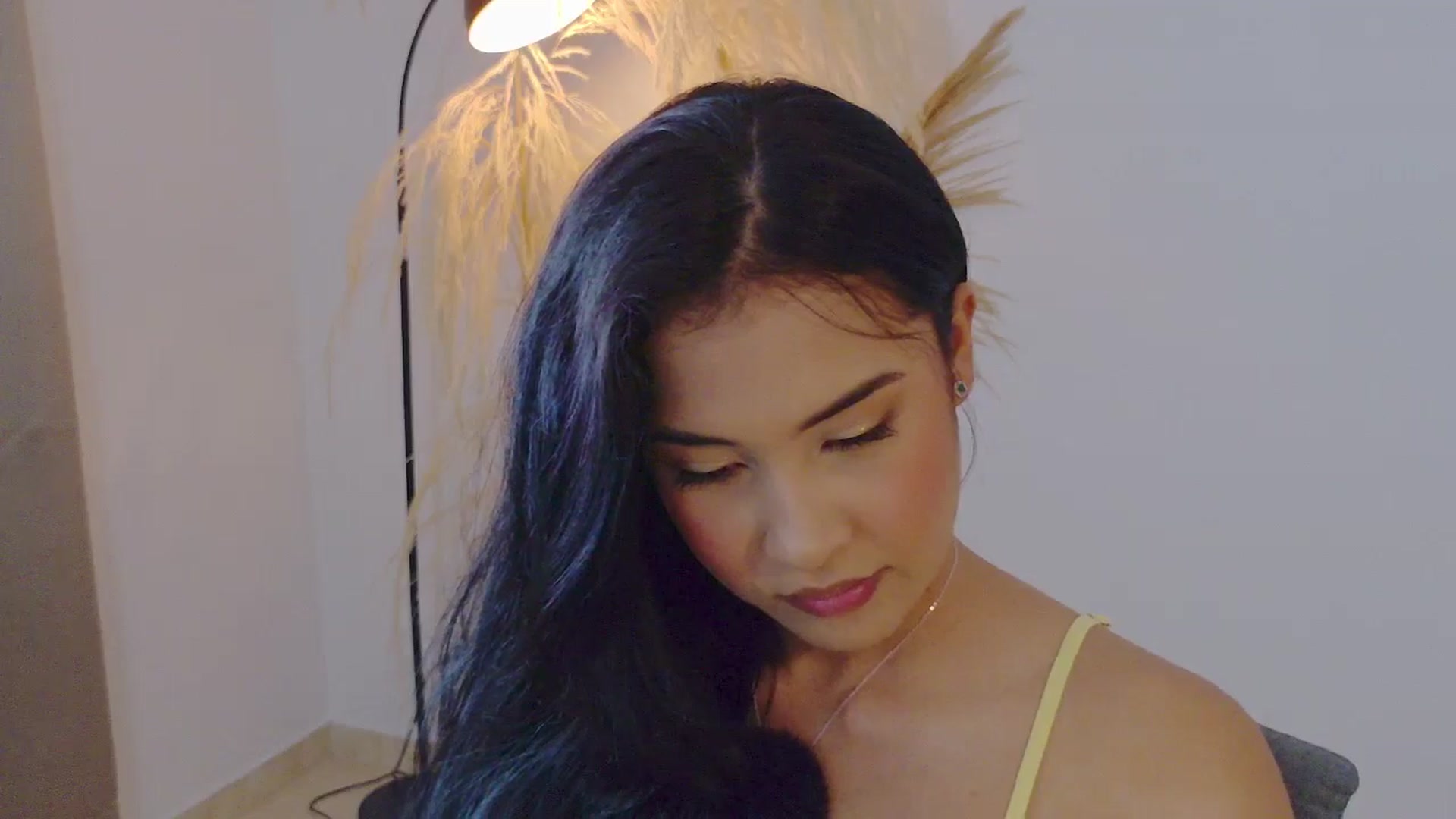 Gallery image thumbnail from Arielle_1's myfreecams stream on, 12/27/2025, 15:20 image 2 of 20