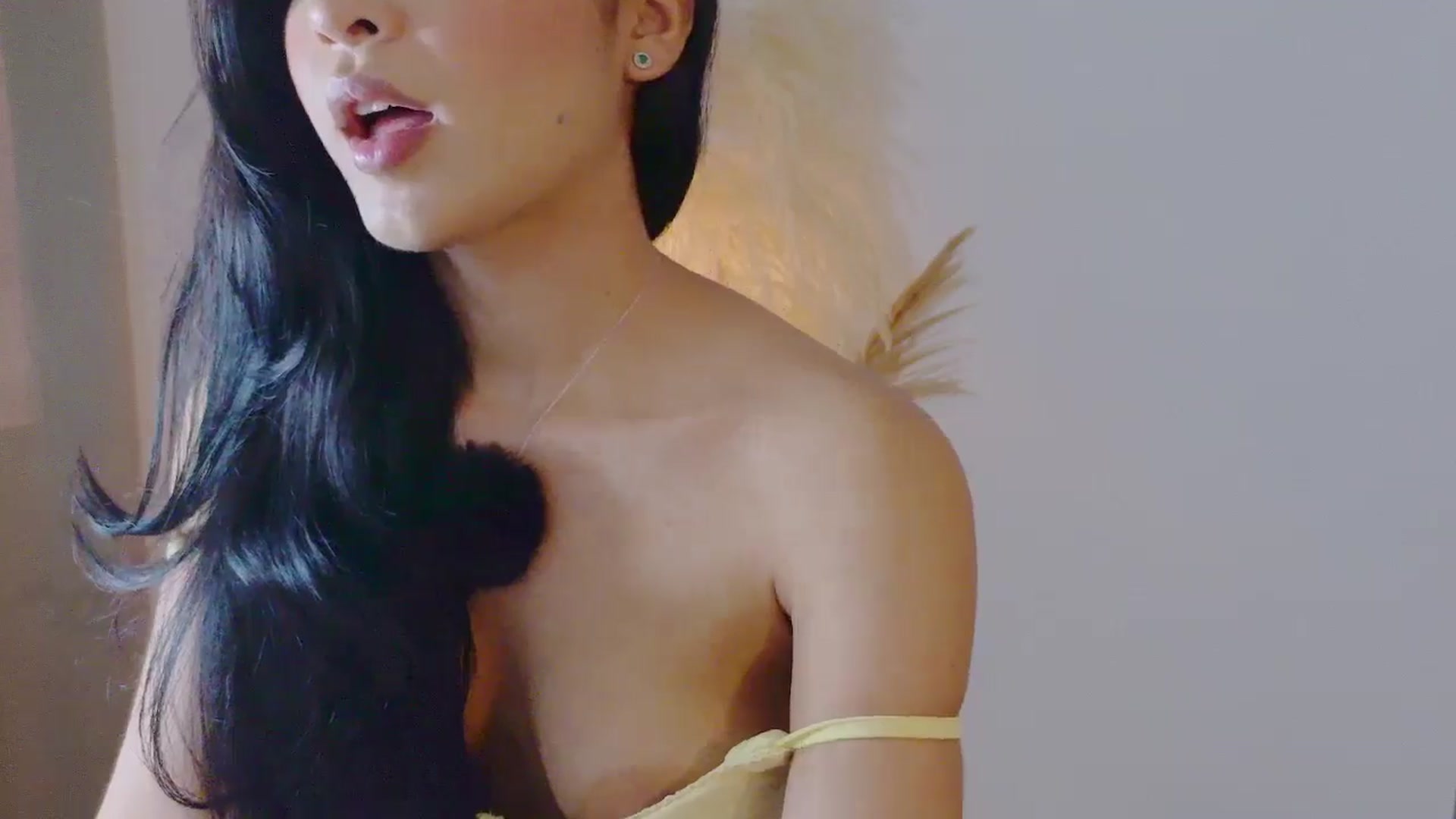 Gallery image thumbnail from Arielle_1's myfreecams stream on, 12/27/2025, 15:20 image 9 of 20