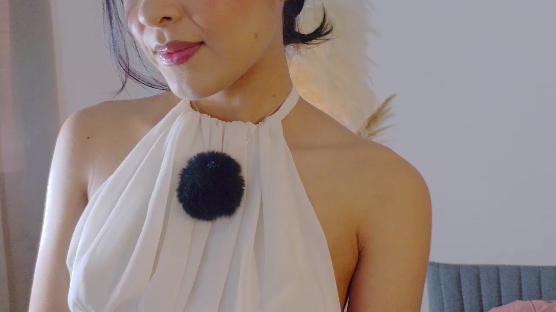 Gallery image thumbnail from Arielle_1's myfreecams stream on, 12/28/2025, 14:57 image 17 of 20