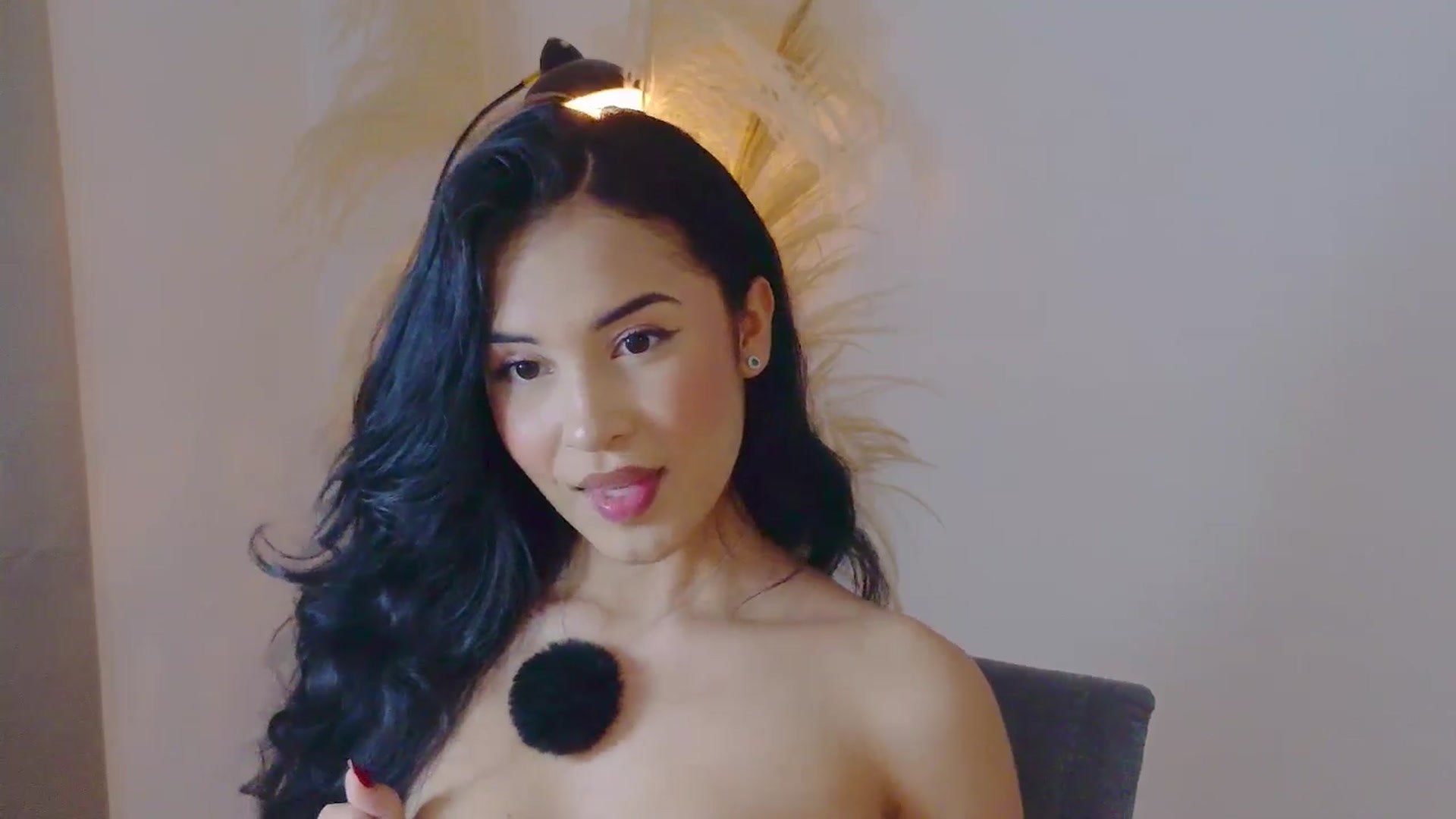 Gallery image thumbnail from Arielle_1's myfreecams stream on, 12/30/2025, 14:10 image 16 of 20