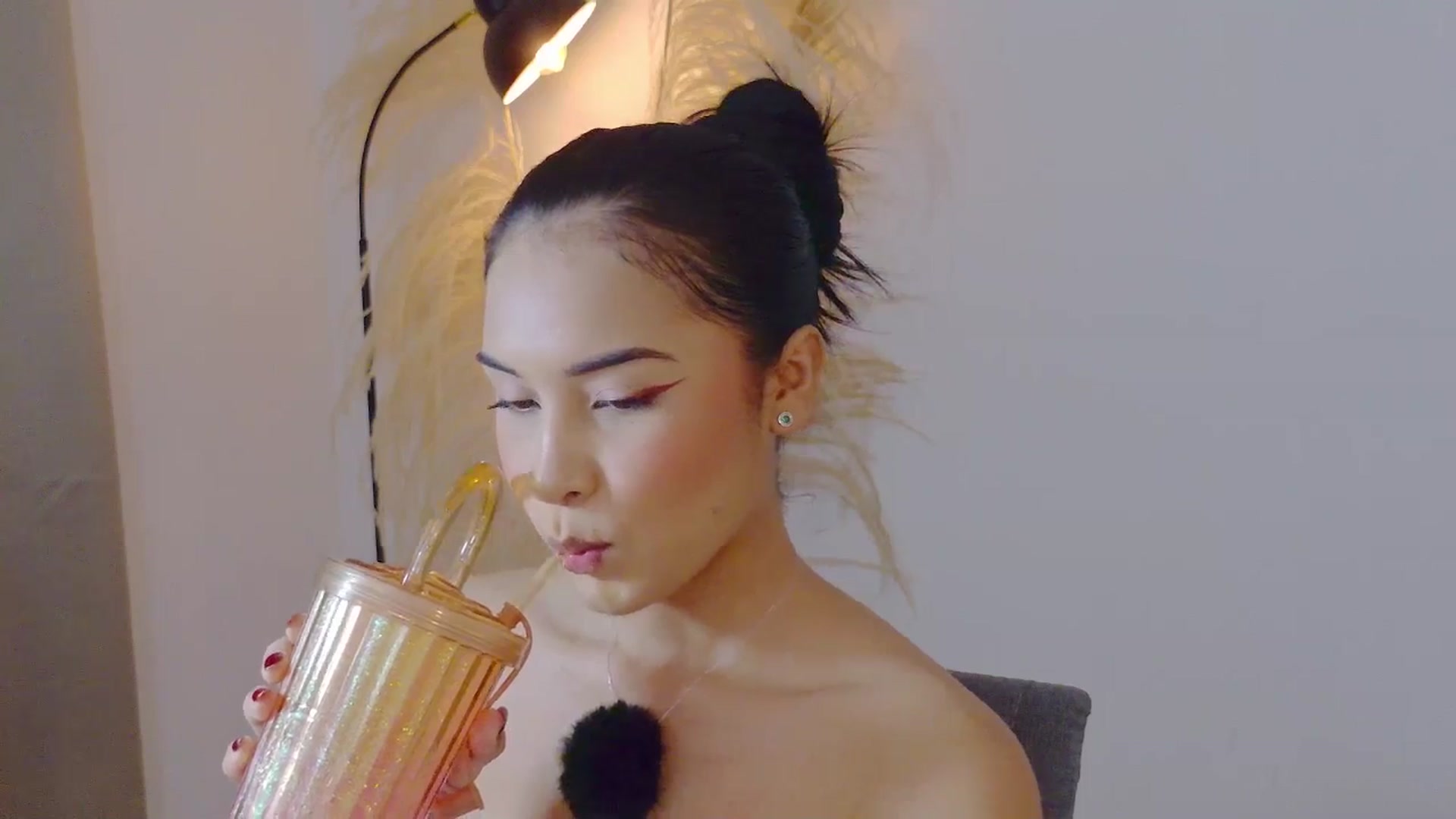 Gallery image thumbnail from Arielle_1's myfreecams stream on, 01/04/2026, 15:19 image 9 of 20