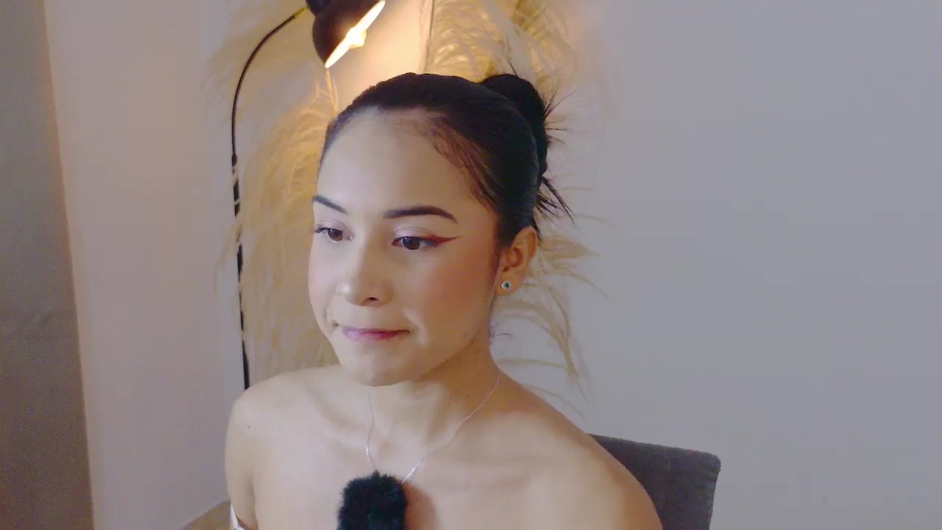 Gallery image thumbnail from Arielle_1's myfreecams stream on, 01/04/2026, 15:19 image 8 of 20