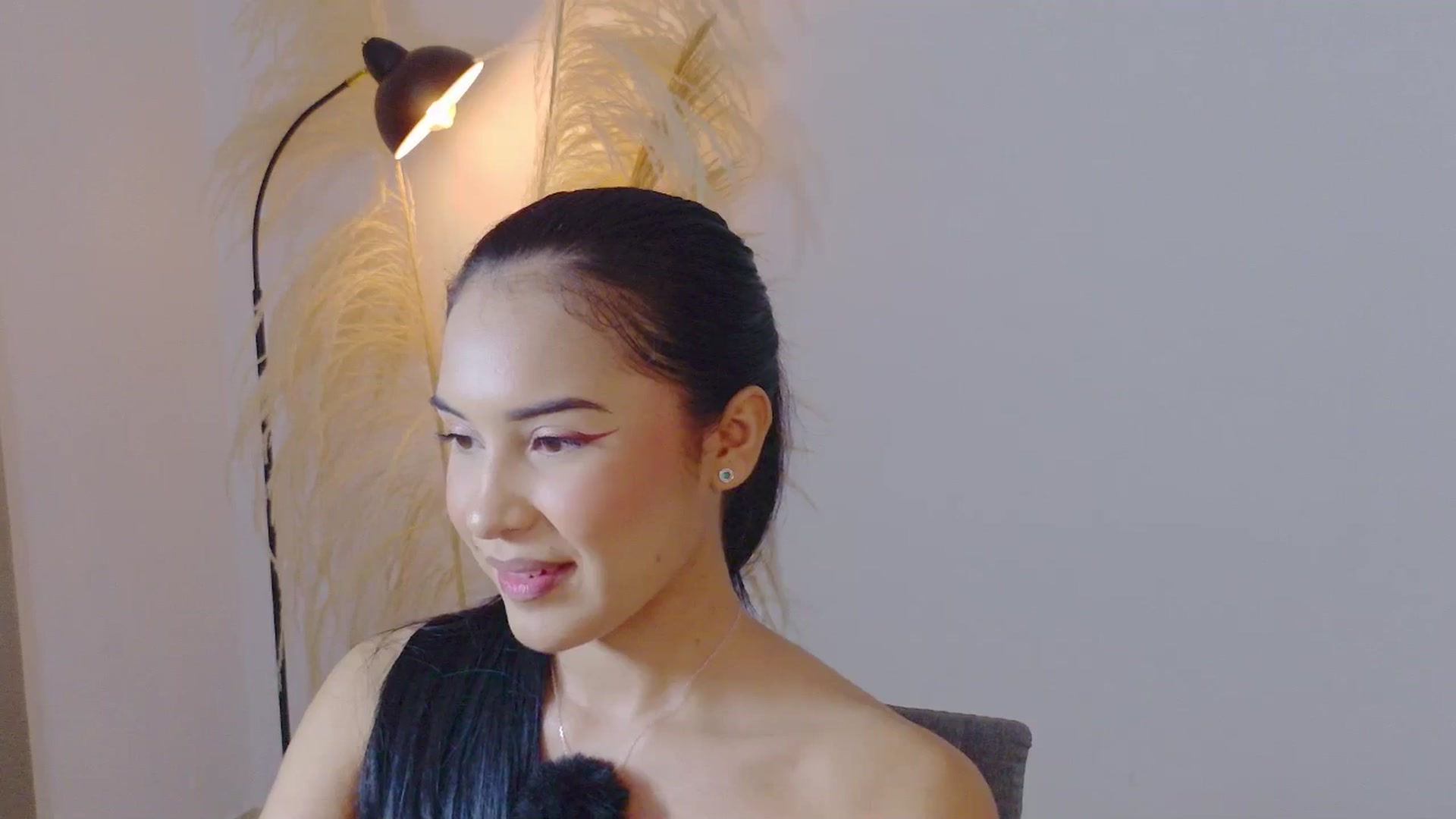Gallery image thumbnail from Arielle_1's myfreecams stream on, 01/04/2026, 16:11 image 15 of 20