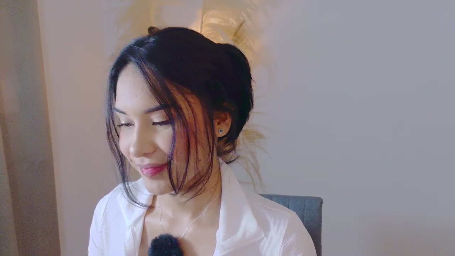Gallery image thumbnail from Arielle_1's myfreecams stream on, 01/05/2026, 15:56 image 2 of 20