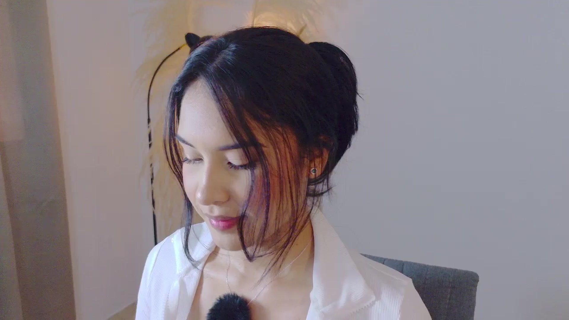 Gallery image thumbnail from Arielle_1's myfreecams stream on, 01/05/2026, 15:56 image 4 of 20