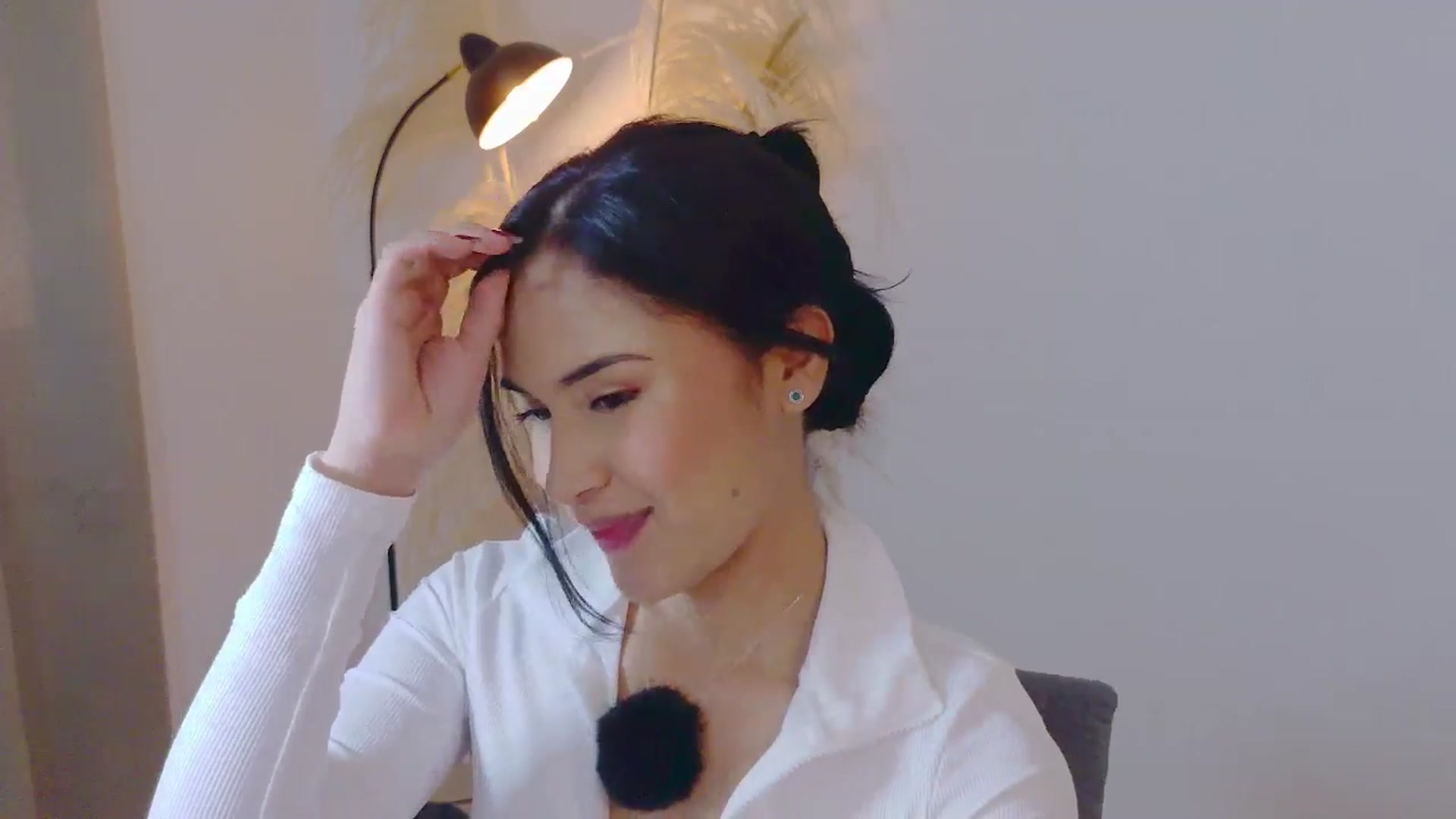 Gallery image thumbnail from Arielle_1's myfreecams stream on, 01/05/2026, 16:03 image 15 of 20