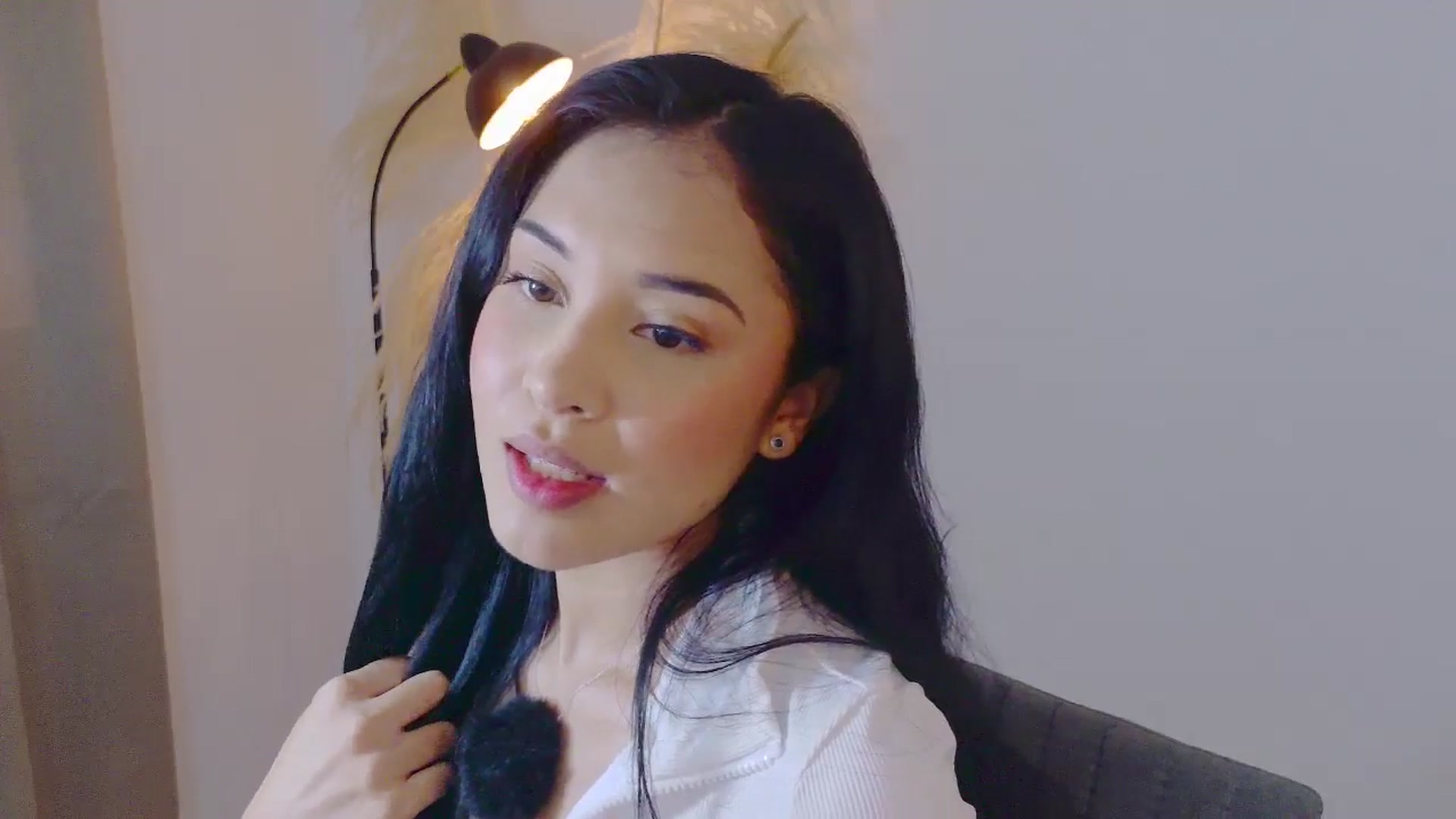 Gallery image thumbnail from Arielle_1's myfreecams stream on, 01/05/2026, 16:03 image 6 of 20