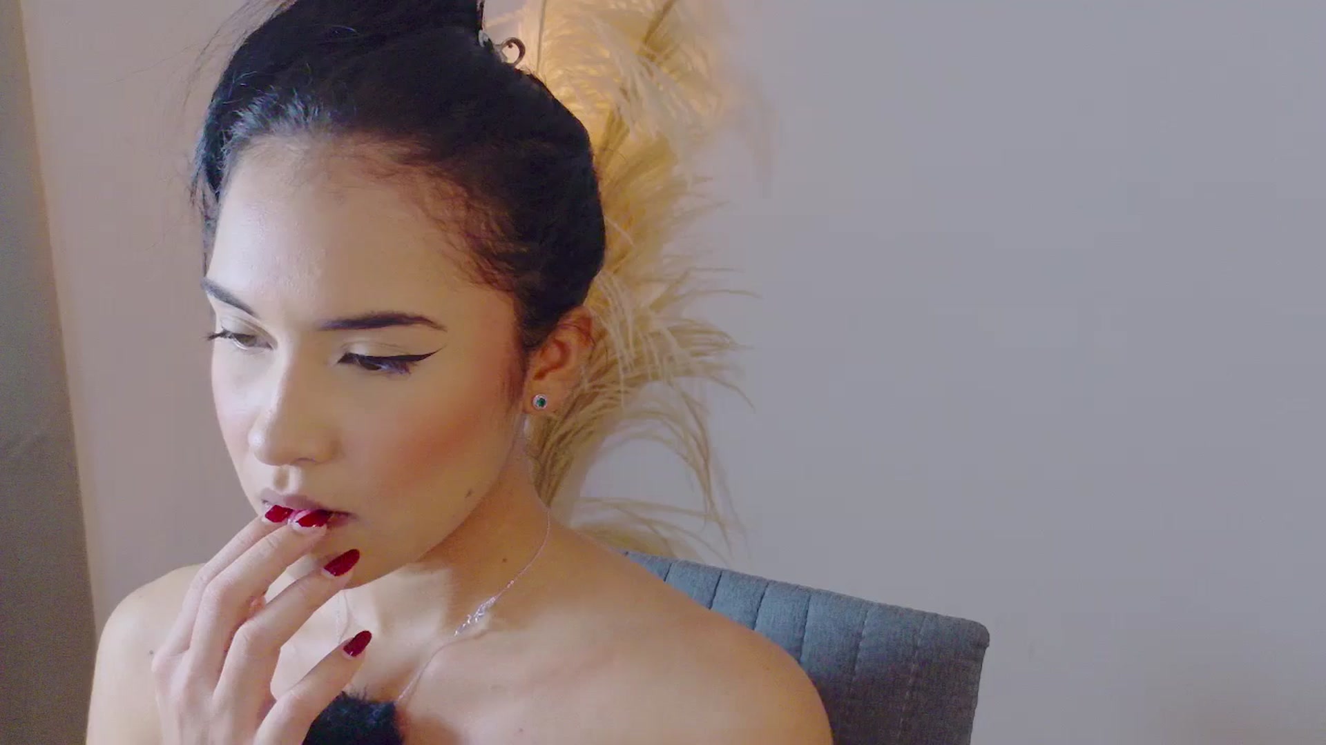 Gallery image thumbnail from Arielle_1's myfreecams stream on, 01/06/2026, 16:14 image 19 of 20