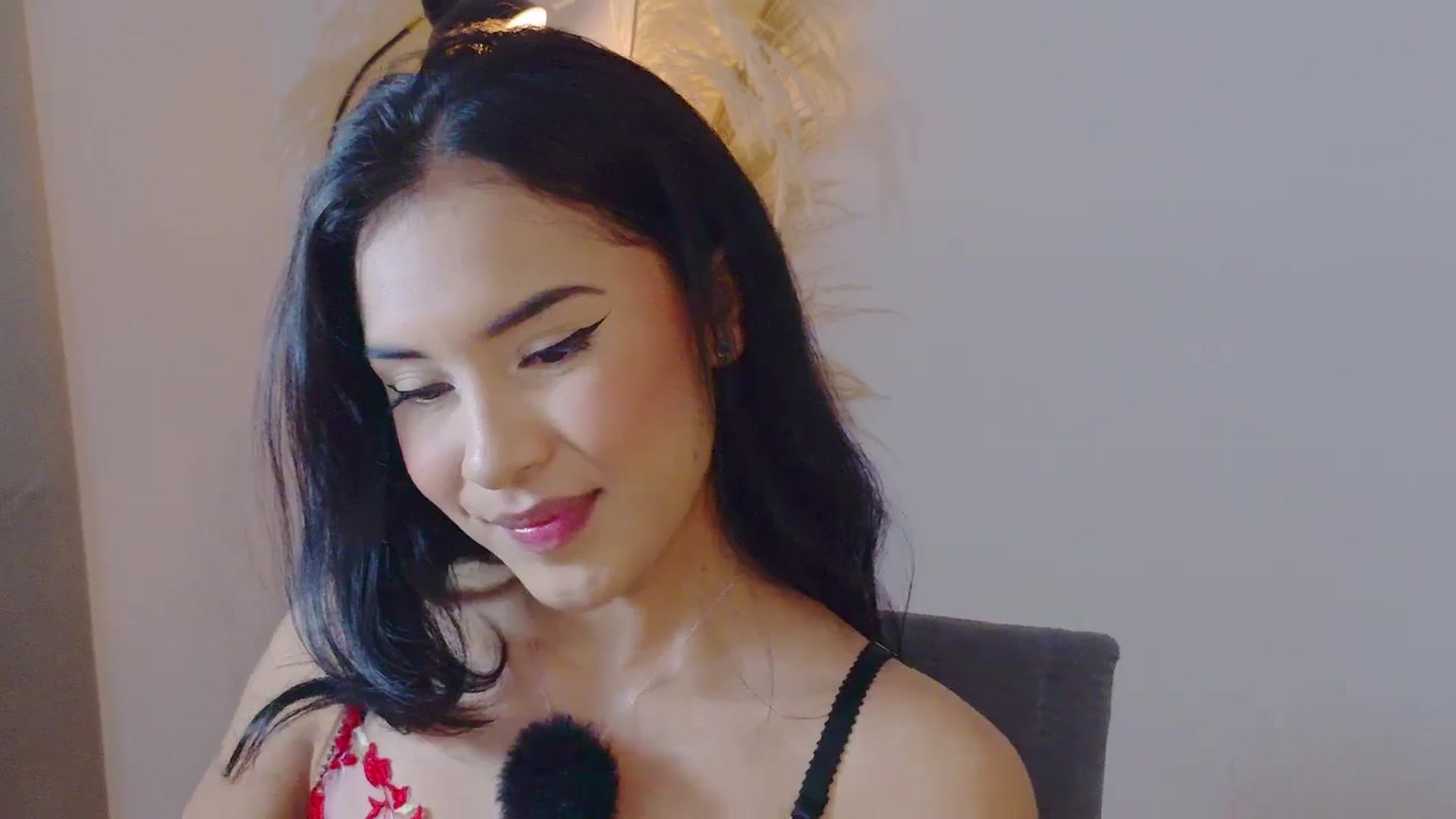 Gallery image thumbnail from Arielle_1's myfreecams stream on, 01/06/2026, 16:14 image 3 of 20