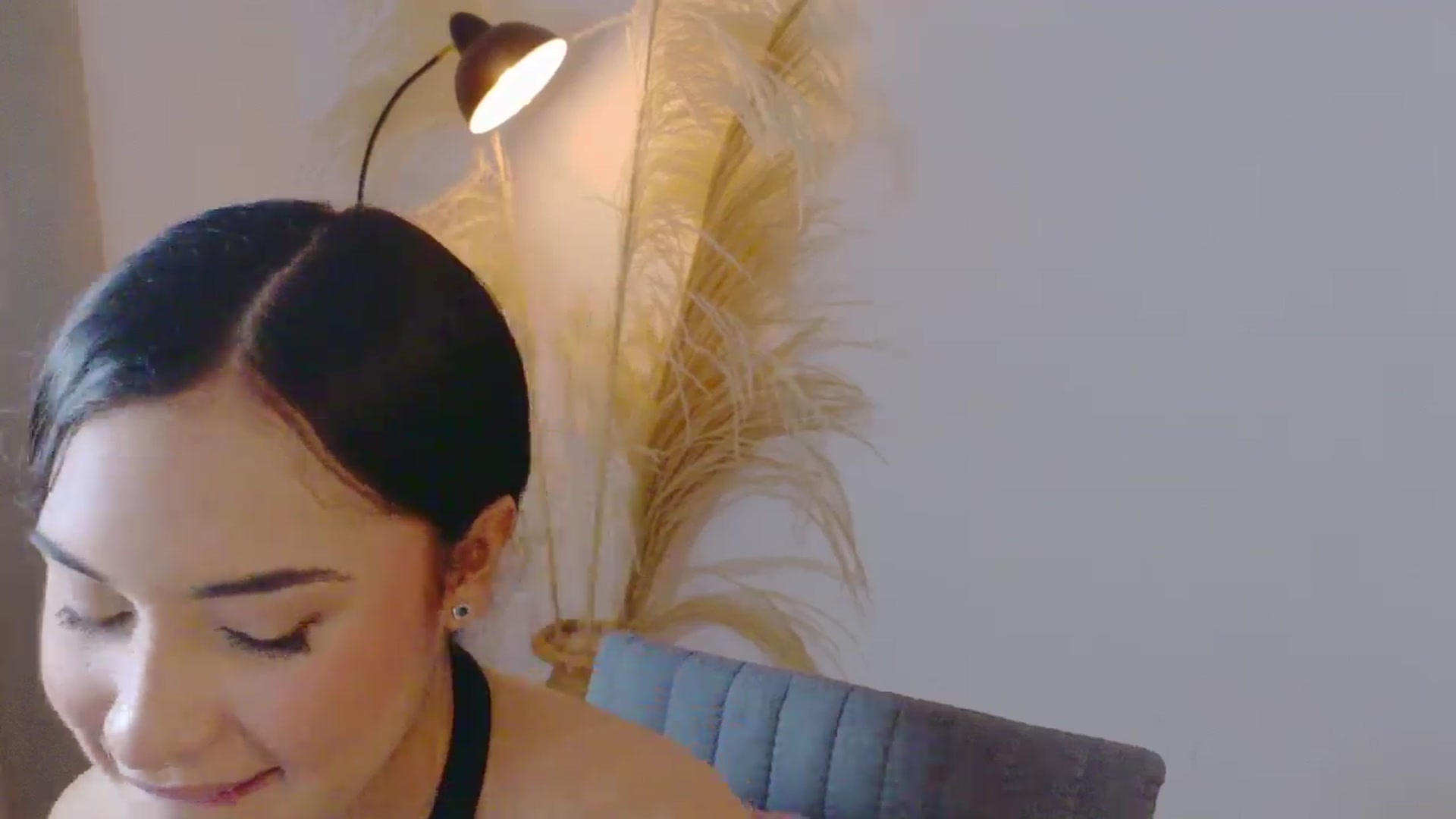 Gallery image thumbnail from Arielle_1's myfreecams stream on, 01/11/2026, 16:45 image 14 of 20