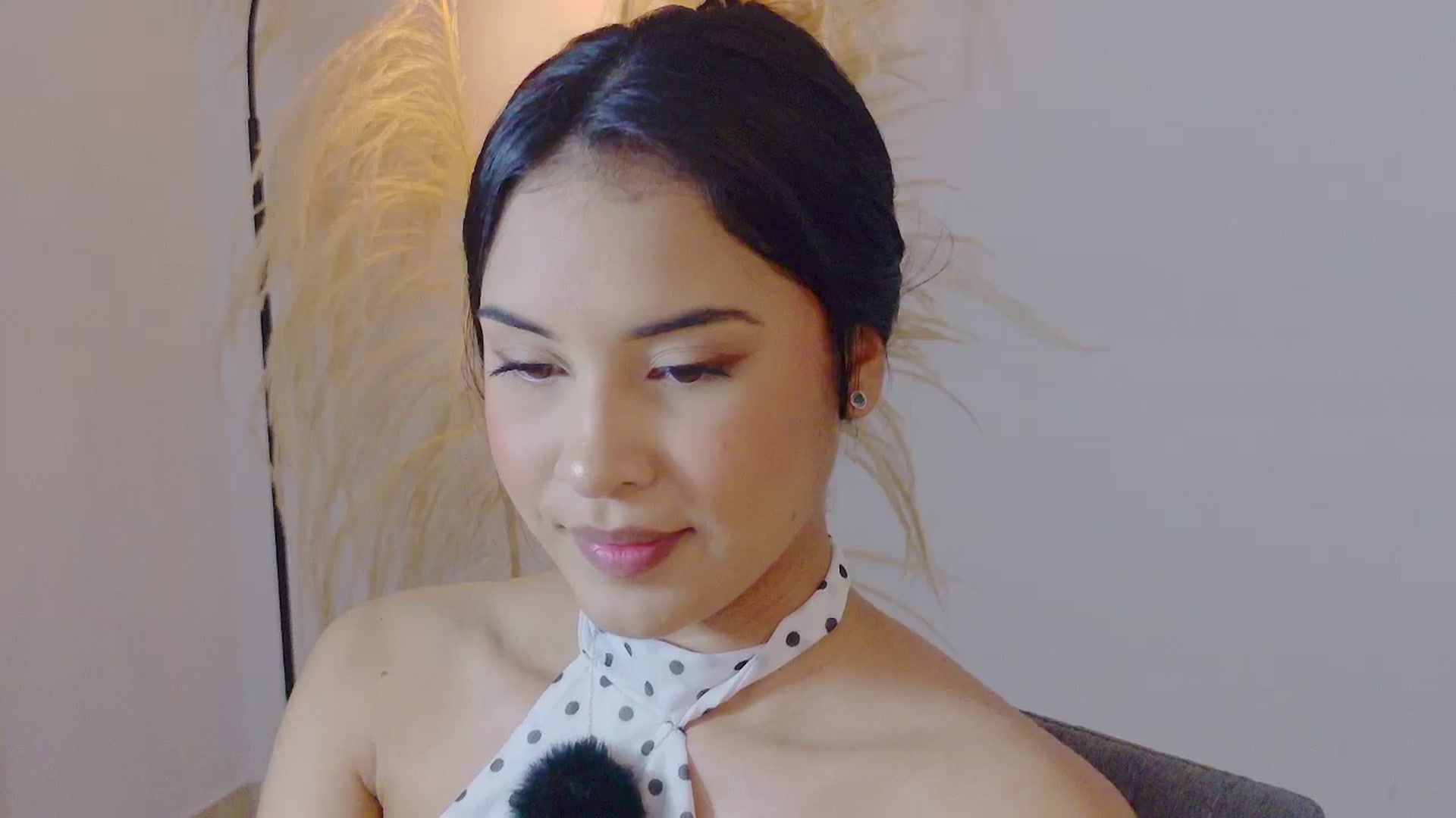 Gallery image thumbnail from Arielle_1's myfreecams stream on, 01/13/2026, 14:39 image 20 of 20