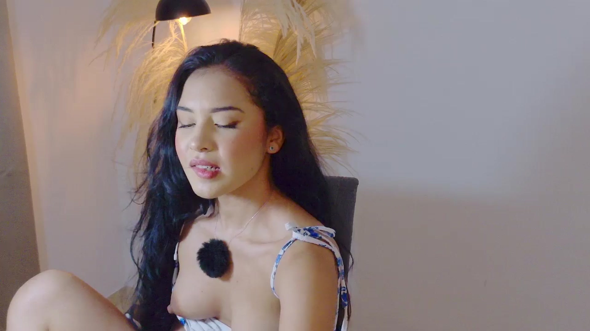 Gallery image thumbnail from Arielle_1's myfreecams stream on, 01/14/2026, 17:21 image 2 of 20