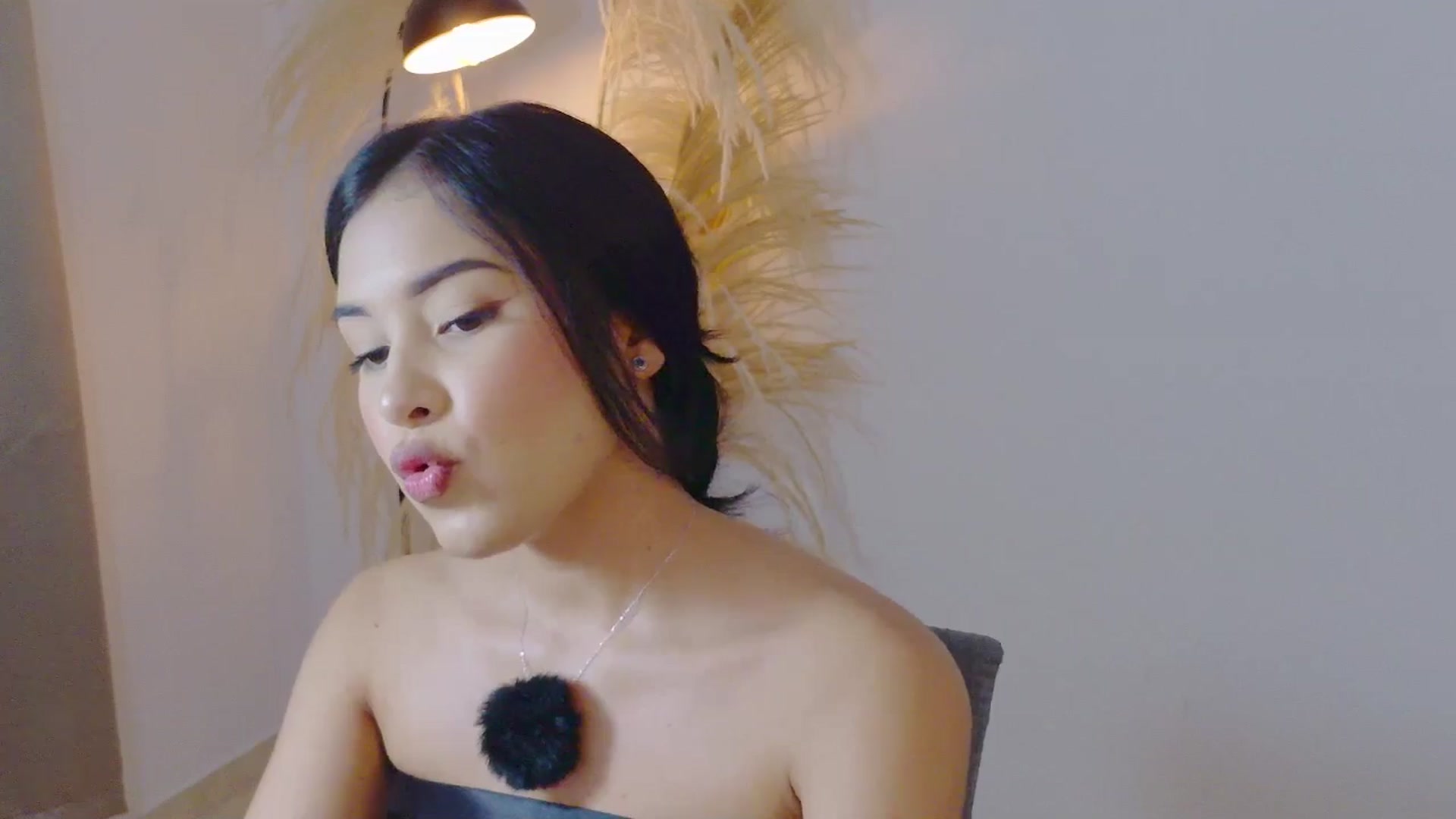 Gallery image thumbnail from Arielle_1's myfreecams stream on, 01/18/2026, 17:16 image 13 of 20