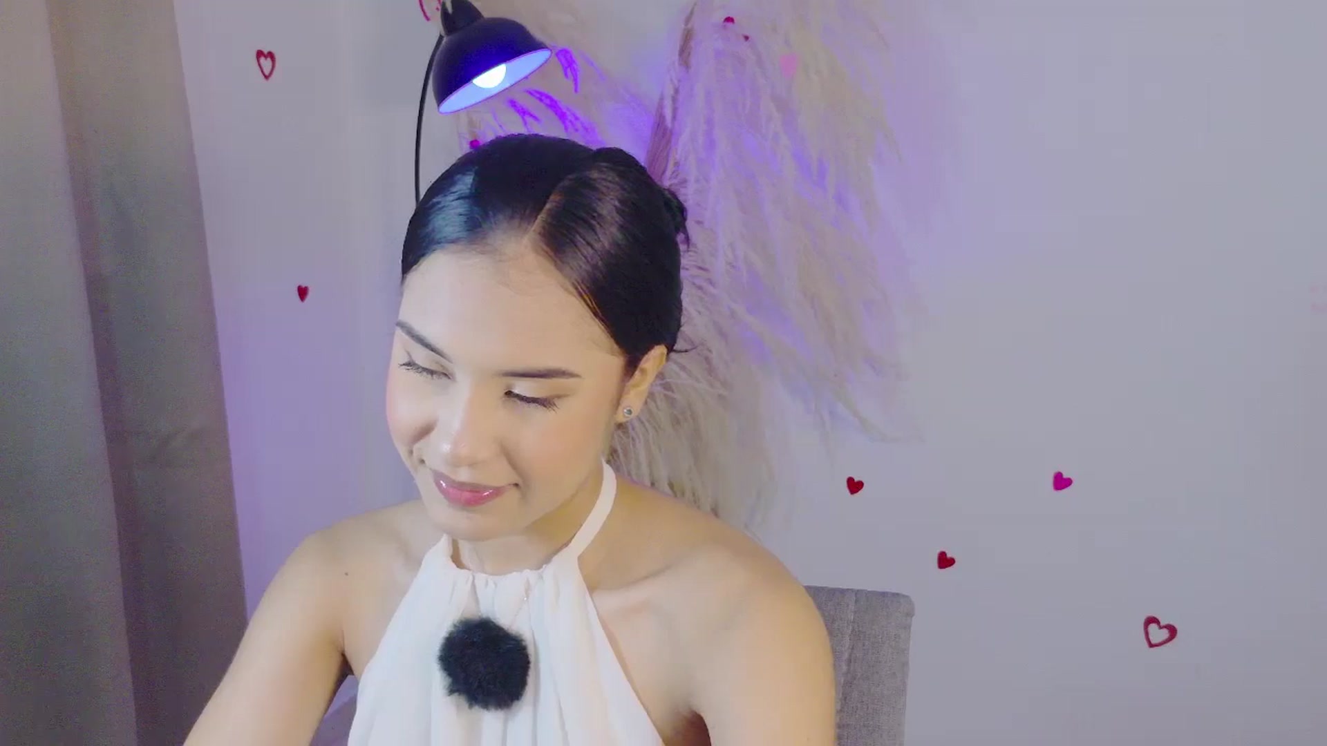 Gallery image thumbnail from Arielle_1's myfreecams stream on, 02/18/2026, 14:18 image 12 of 20