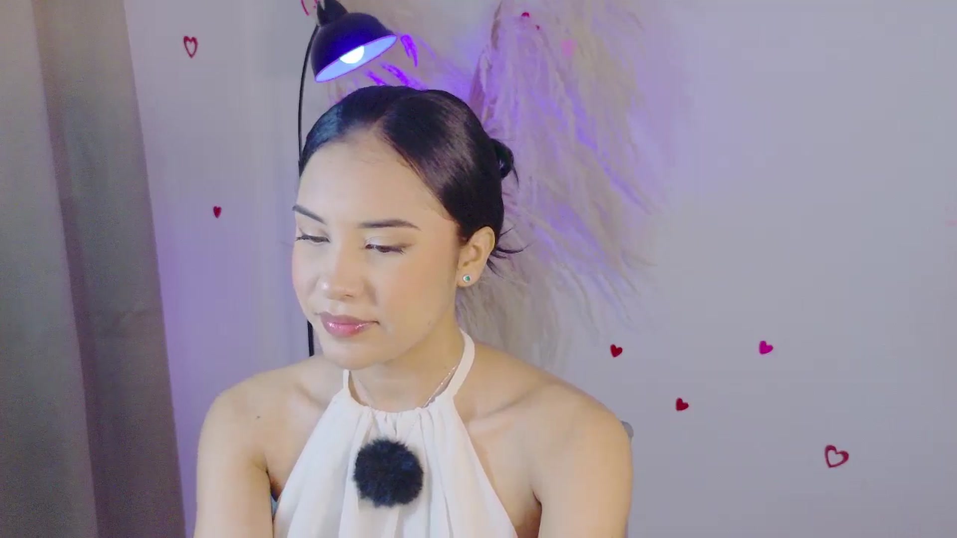 Gallery image thumbnail from Arielle_1's myfreecams stream on, 02/18/2026, 14:18 image 9 of 20