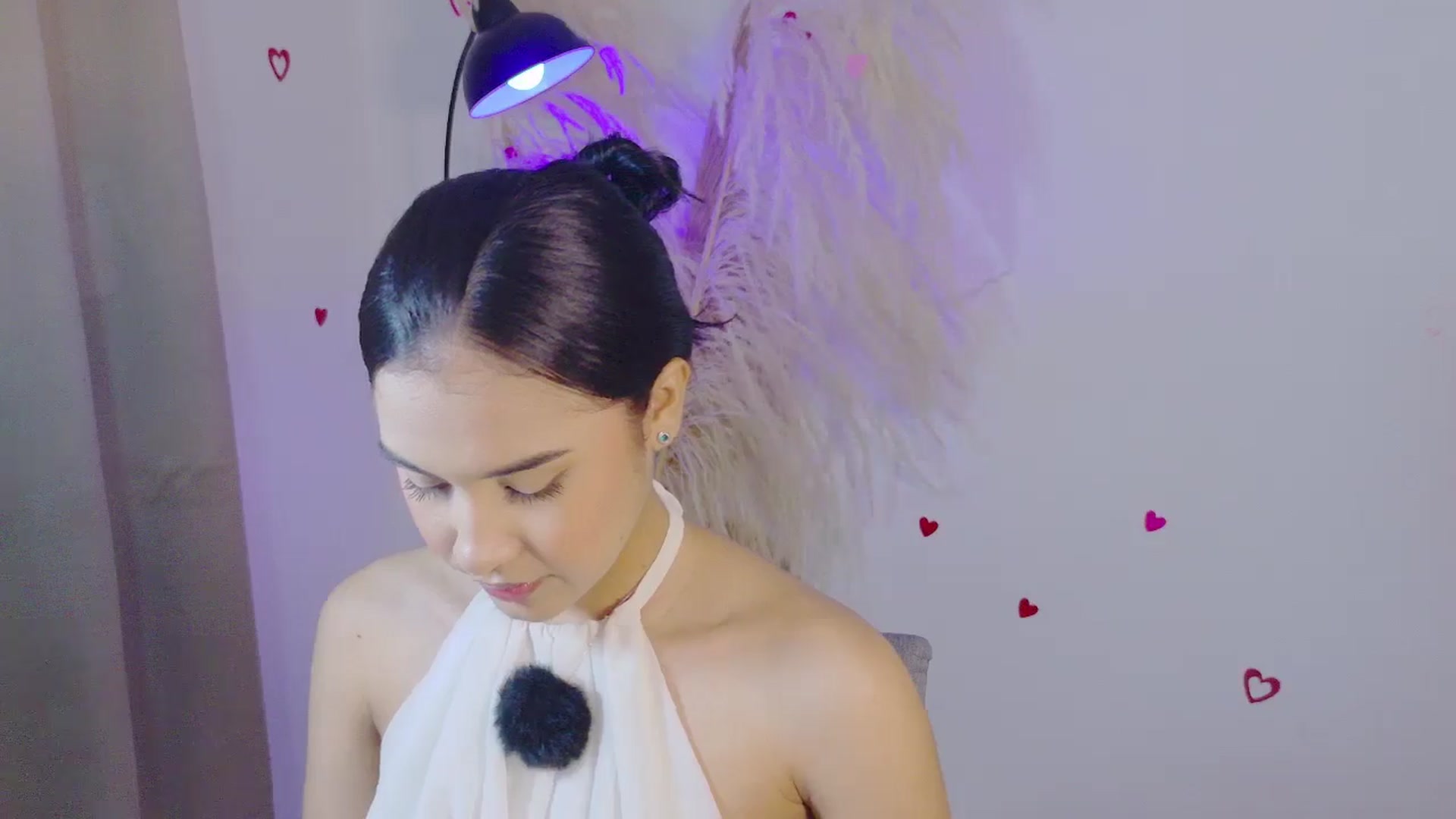Gallery image thumbnail from Arielle_1's myfreecams stream on, 02/18/2026, 14:18 image 19 of 20