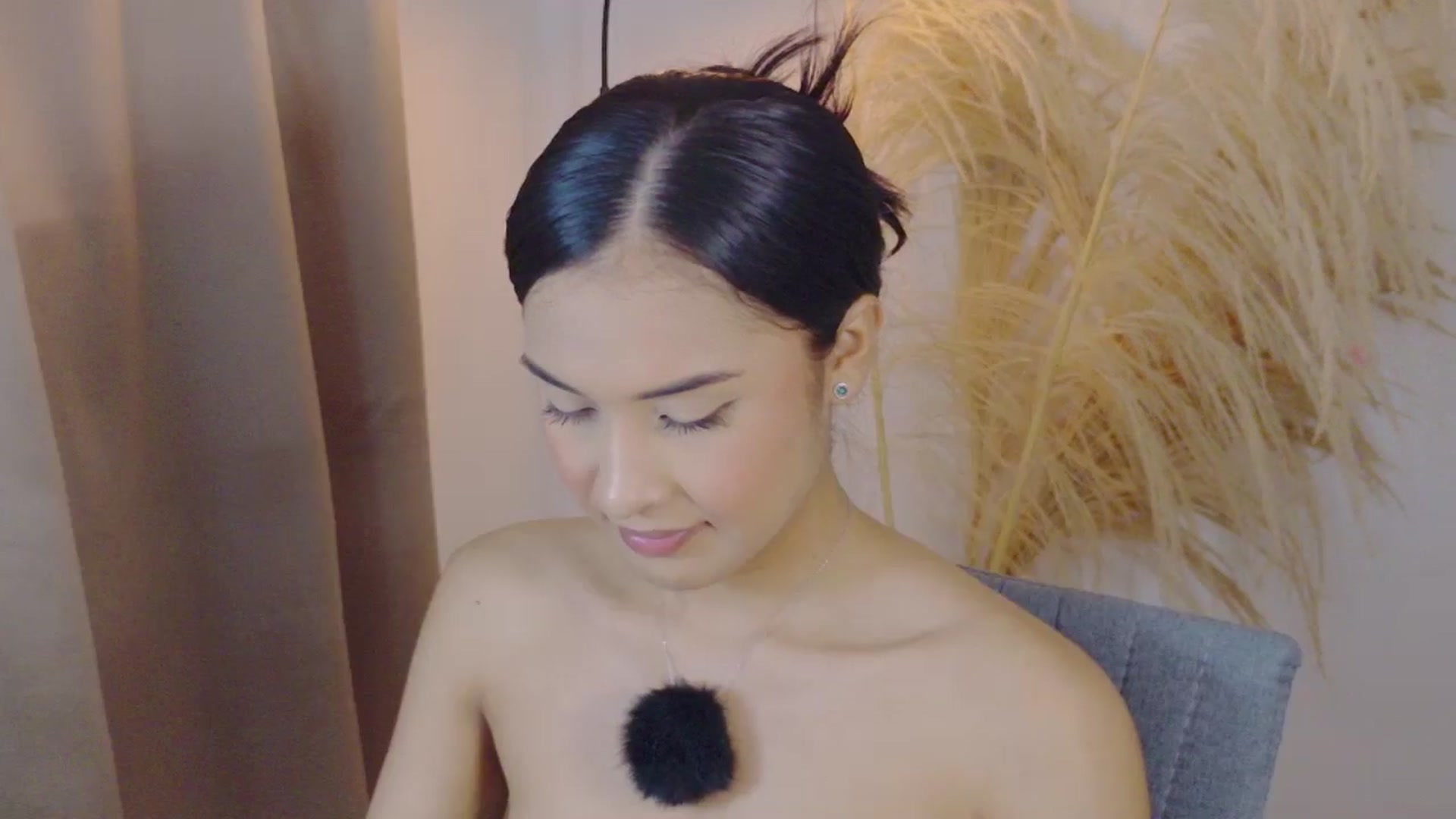 Gallery image thumbnail from Arielle_1's myfreecams stream on, 05/11/2026, 15:01 image 19 of 20
