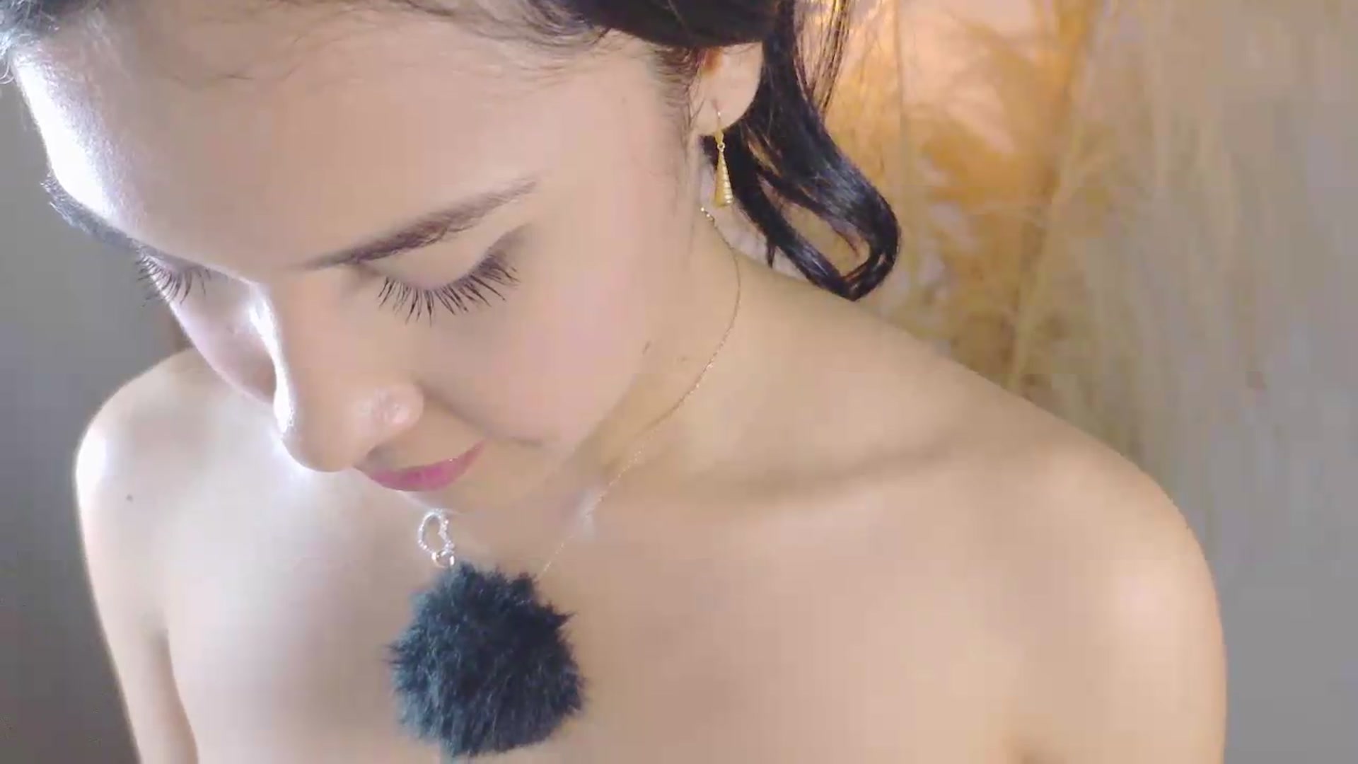 Gallery image thumbnail from Arielle_1's myfreecams stream on, 06/09/2026, 15:13 image 11 of 20