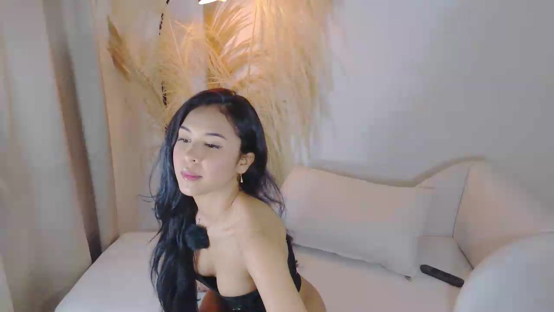 Gallery image thumbnail from Arielle_1's myfreecams stream on, 06/14/2026, 15:06 image 12 of 20