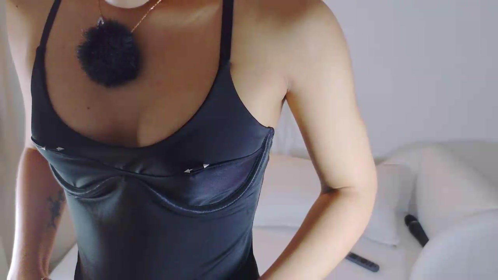 Gallery image thumbnail from Arielle_1's myfreecams stream on, 06/14/2026, 15:06 image 19 of 20