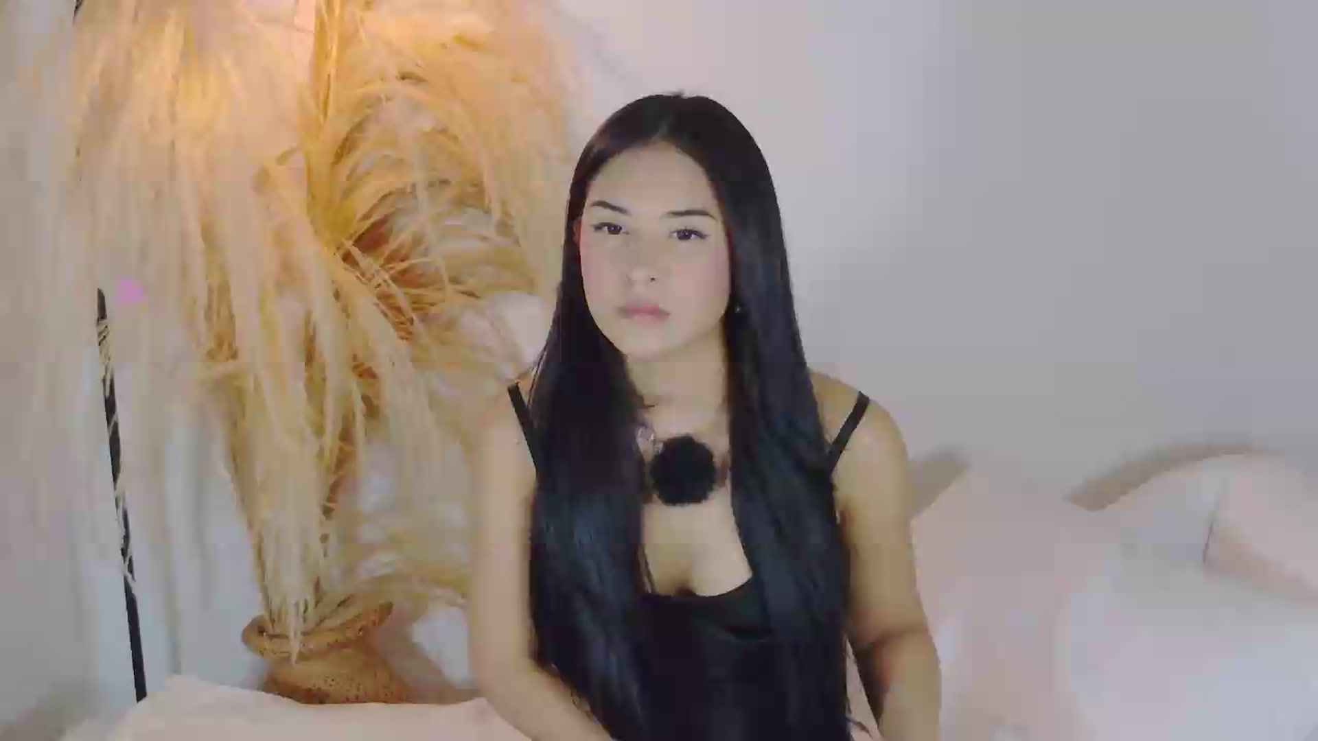 Gallery image thumbnail from Arielle_1's myfreecams stream on, 06/29/2026, 15:00 image 12 of 20