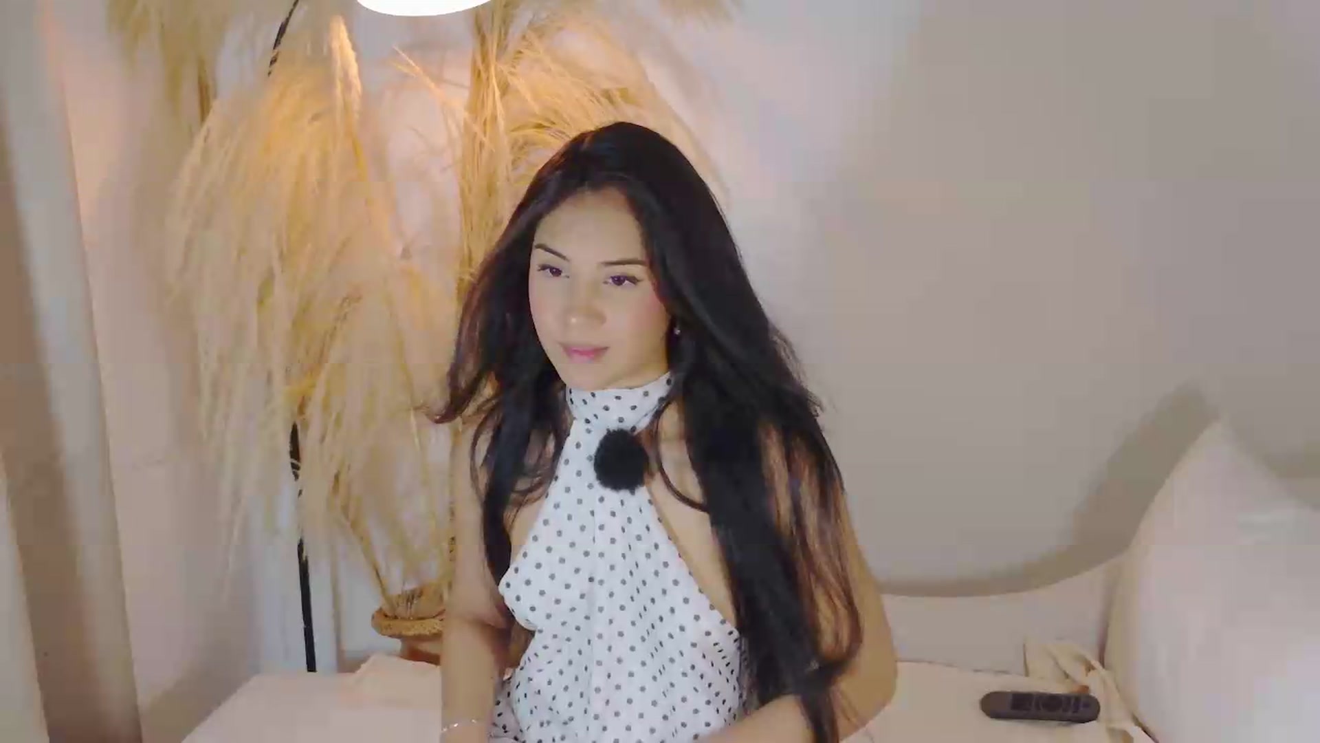 Gallery image thumbnail from Arielle_1's myfreecams stream on, 07/06/2026, 15:46 image 16 of 20