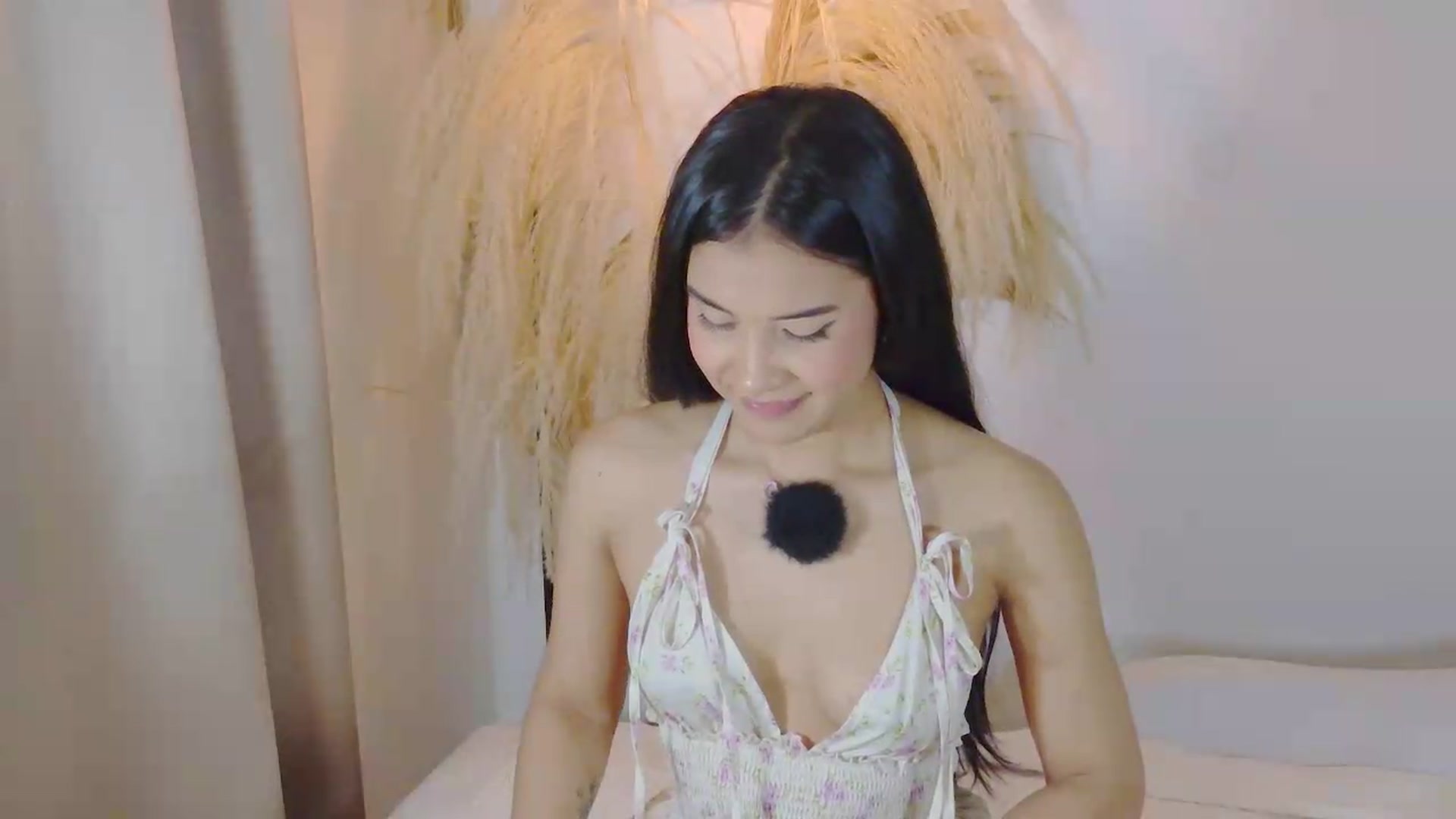 Gallery image thumbnail from Arielle_1's myfreecams stream on, 07/19/2026, 14:46 image 11 of 20
