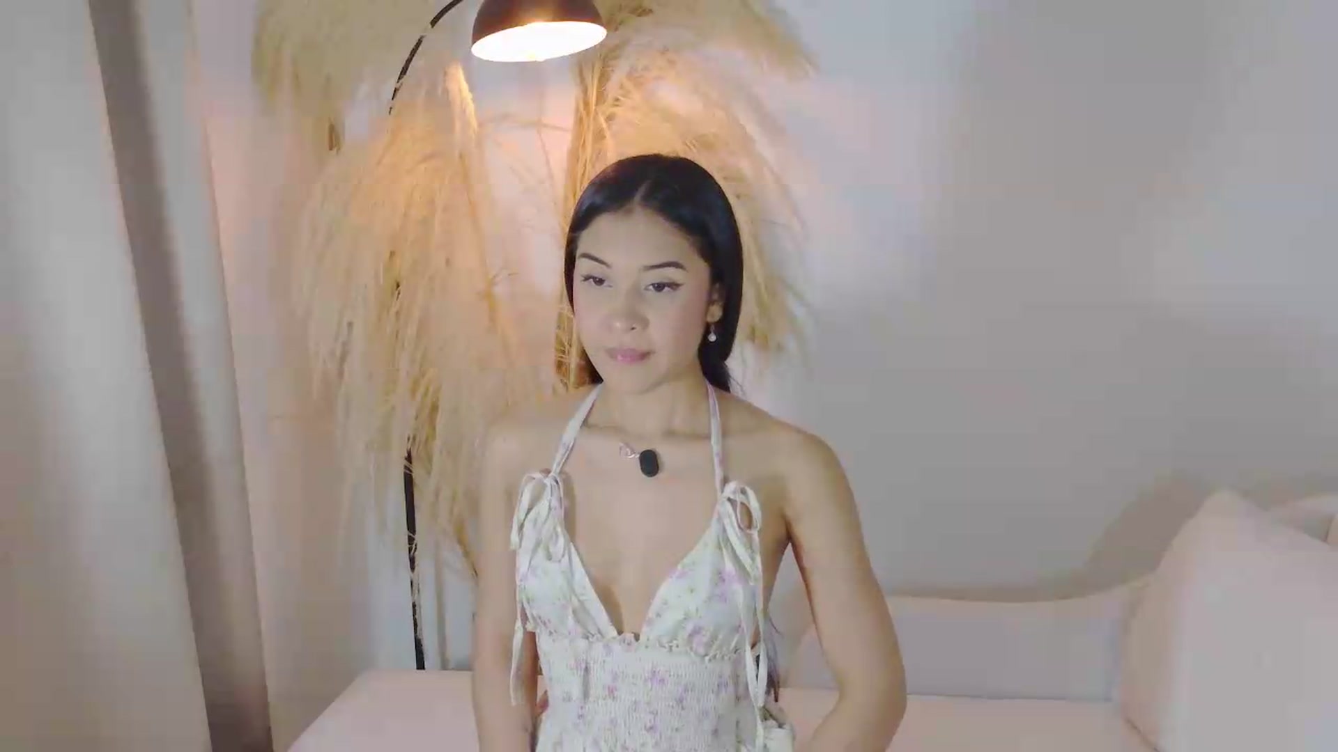 Gallery image thumbnail from Arielle_1's myfreecams stream on, 07/19/2026, 14:46 image 6 of 20