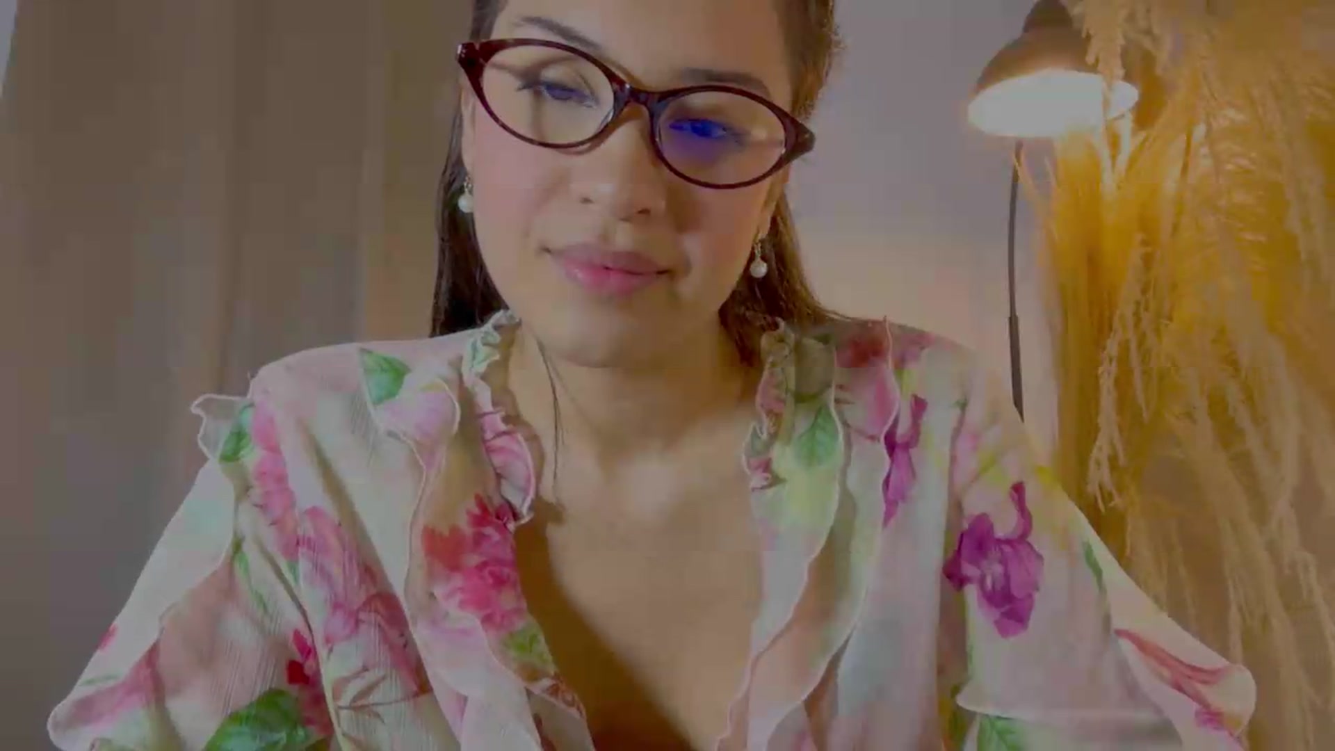 Gallery image thumbnail from Arielle_1's myfreecams stream on, 08/16/2026, 14:13 image 18 of 20