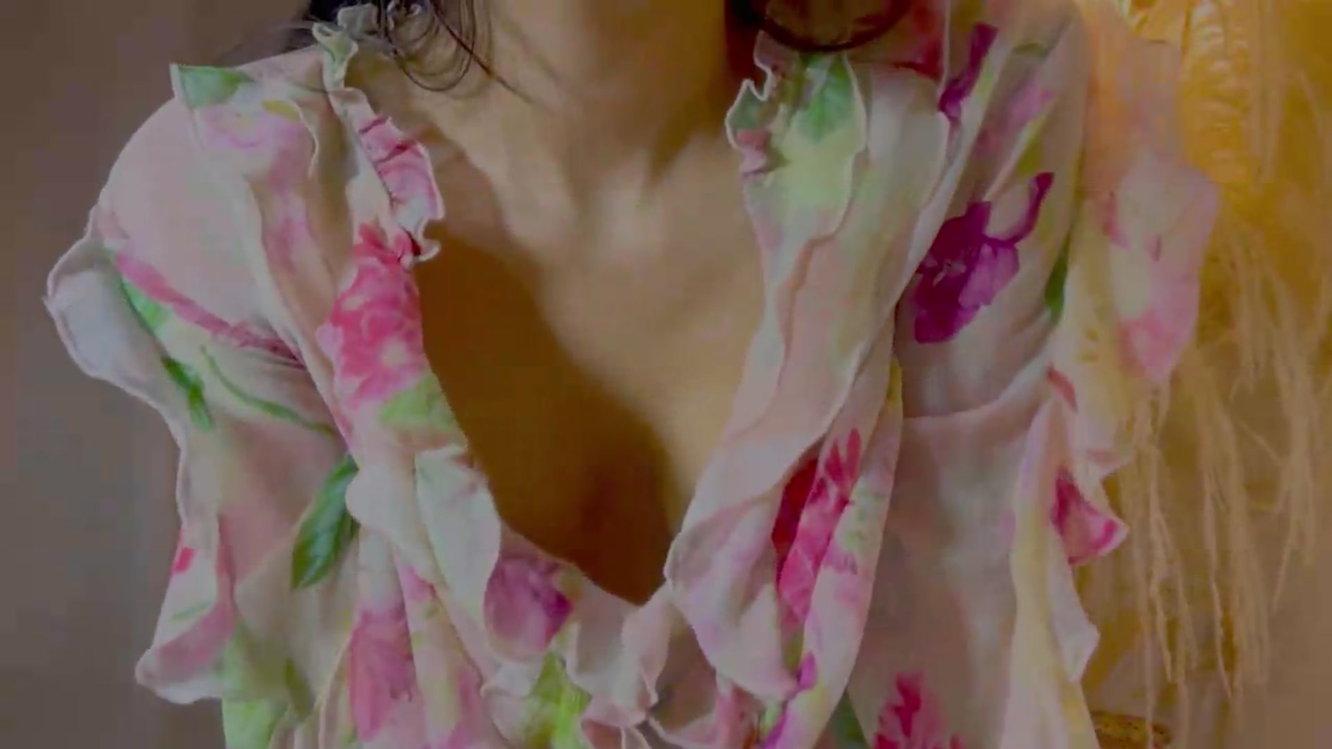 Gallery image thumbnail from Arielle_1's myfreecams stream on, 08/16/2026, 15:34 image 5 of 20