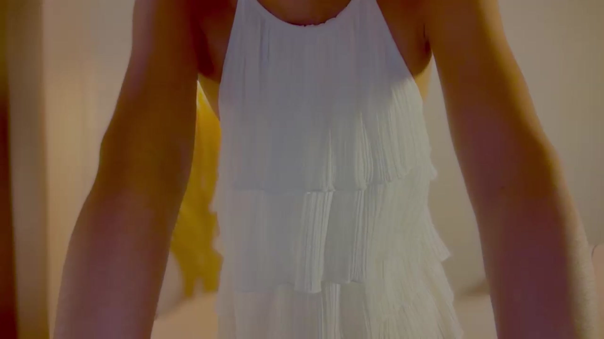 Gallery image thumbnail from Arielle_1's myfreecams stream on, 08/30/2026, 13:49 image 15 of 20